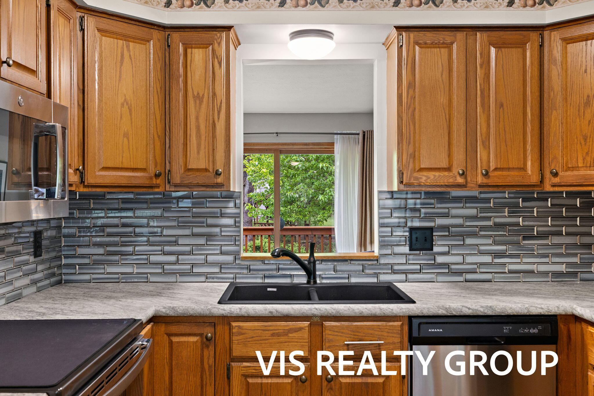 72 Skyline Circle NW Grand Rapids MI 49504