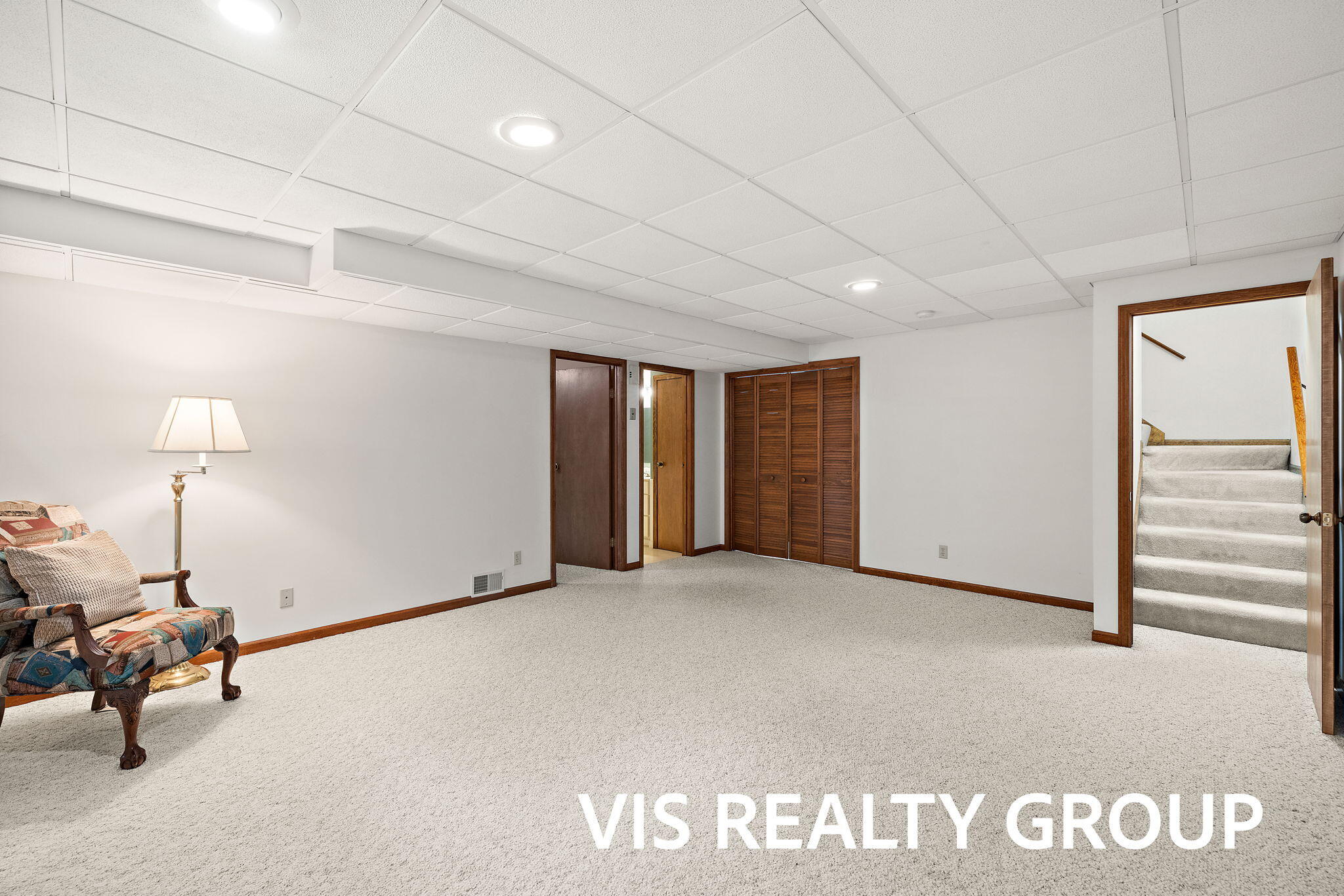 72 Skyline Circle NW Grand Rapids MI 49504