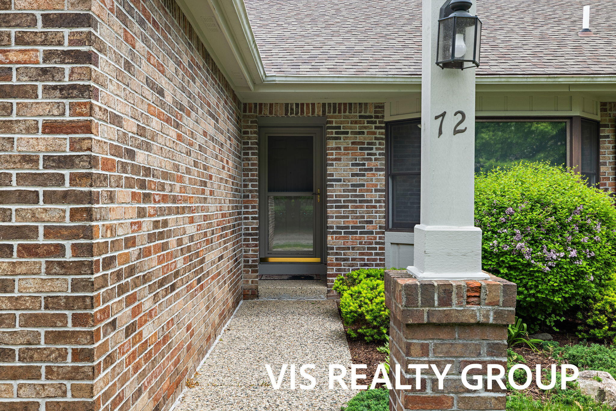 72 Skyline Circle NW Grand Rapids MI 49504