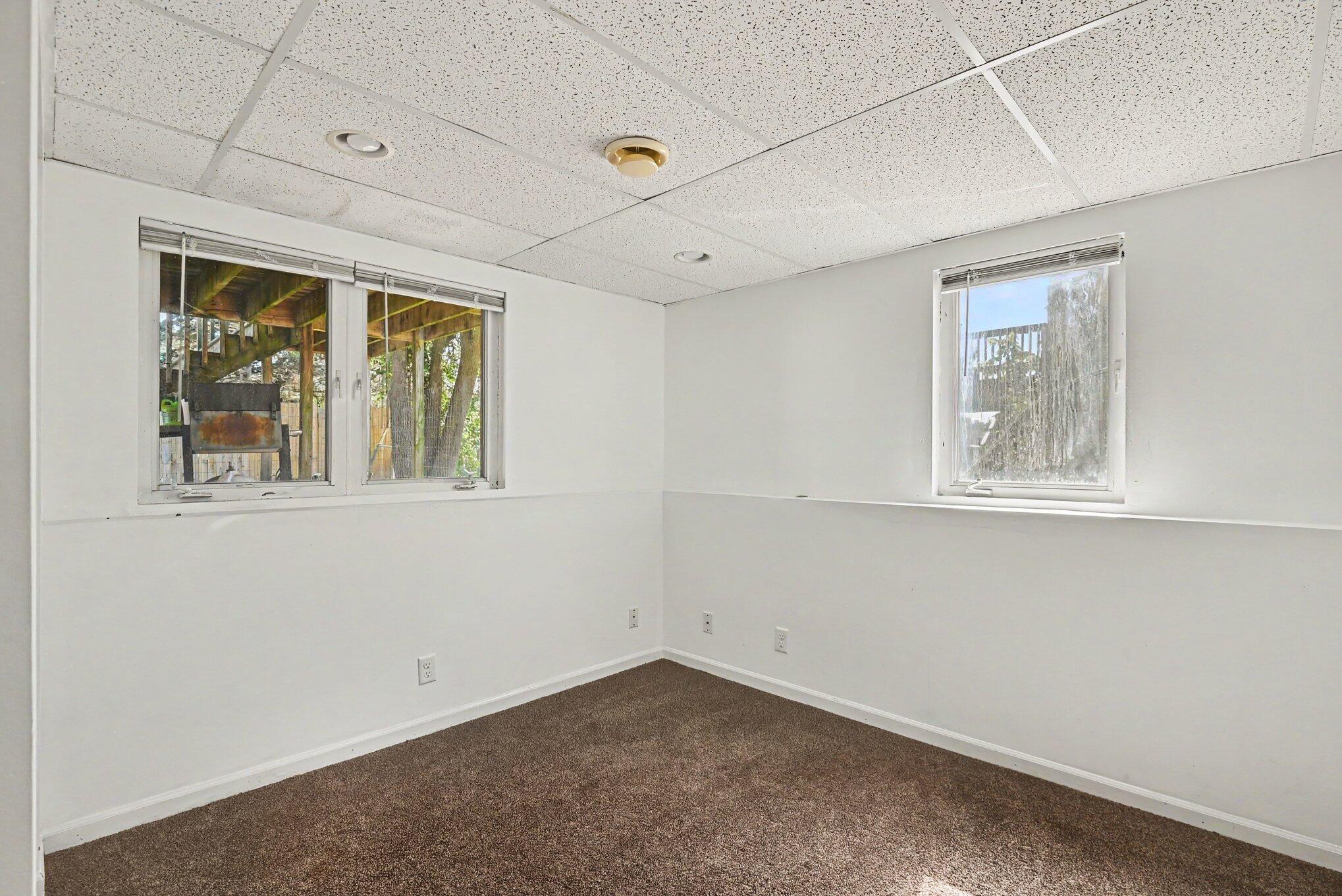 154 W 32nd Street Holland MI 49423