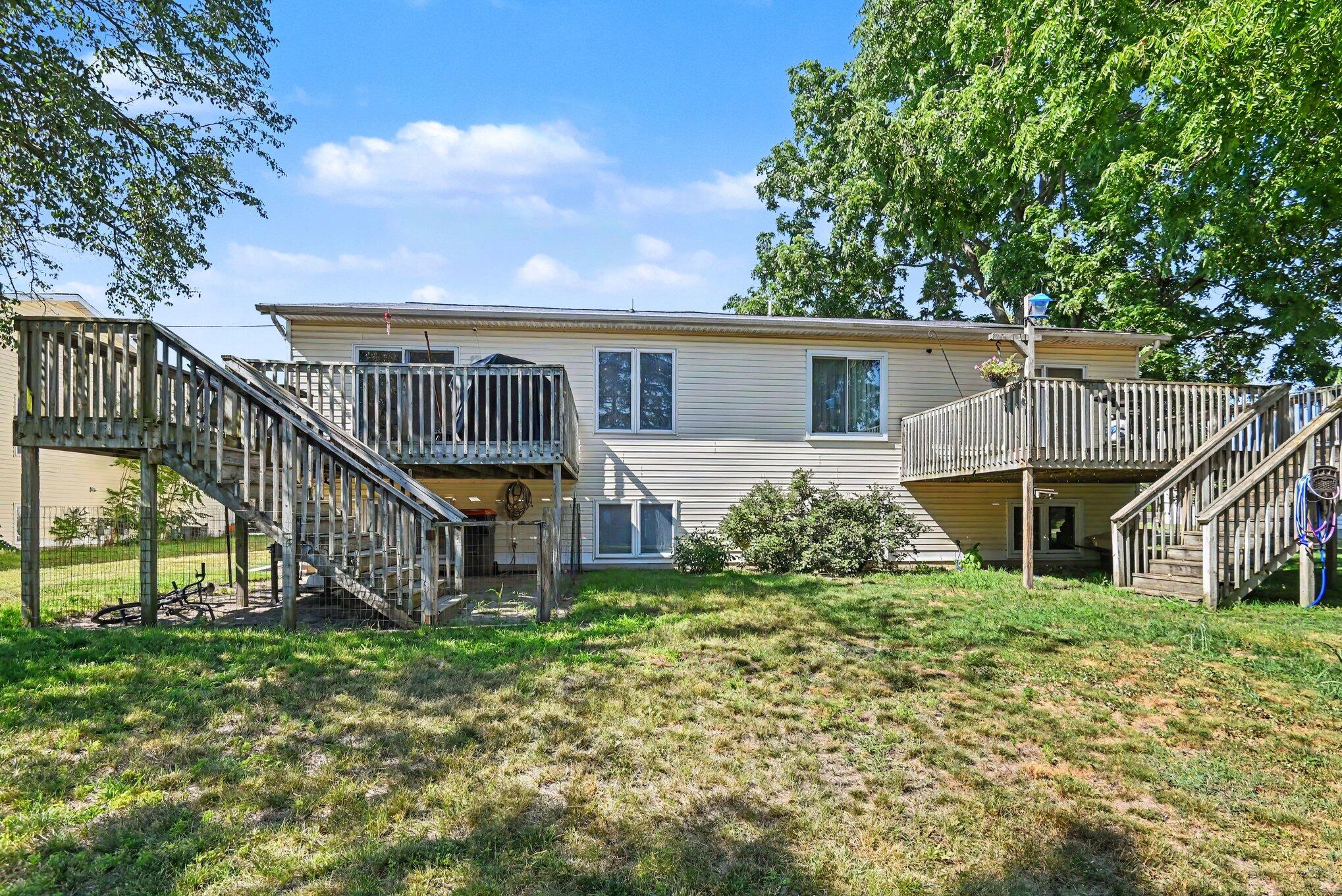 154 W 32nd Street Holland MI 49423