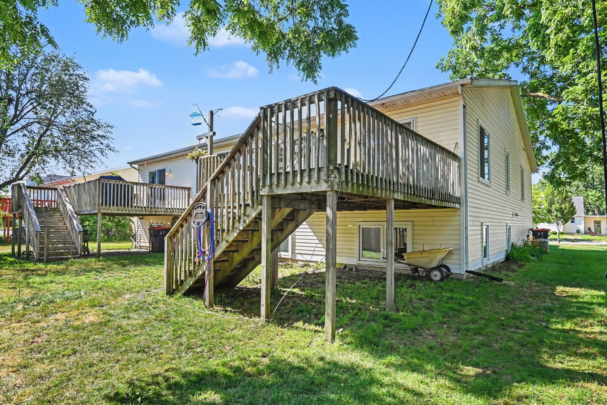 154 W 32nd Street Holland MI 49423
