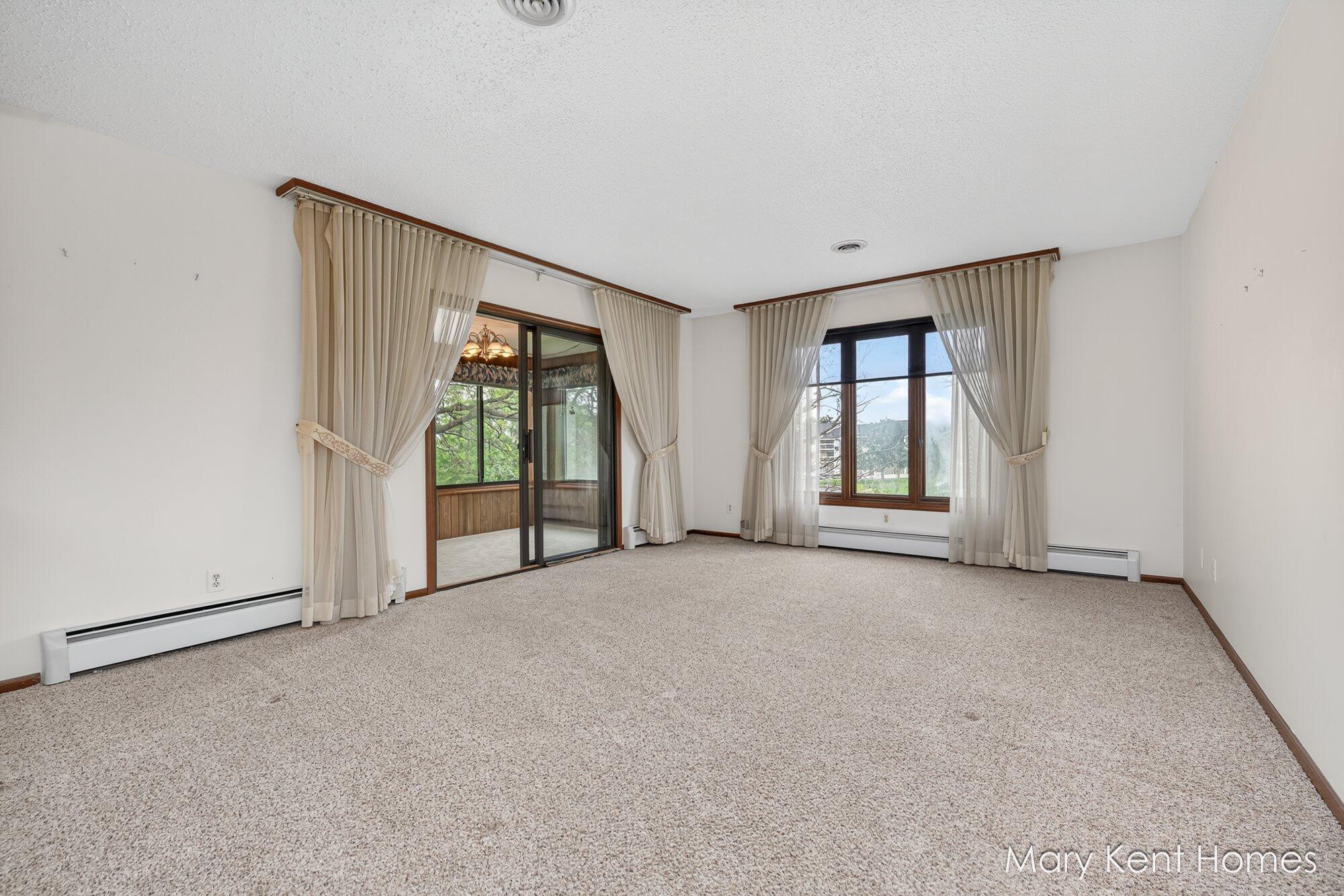 4248 Walnut Hills Lane SE Grand Rapids MI 49512
