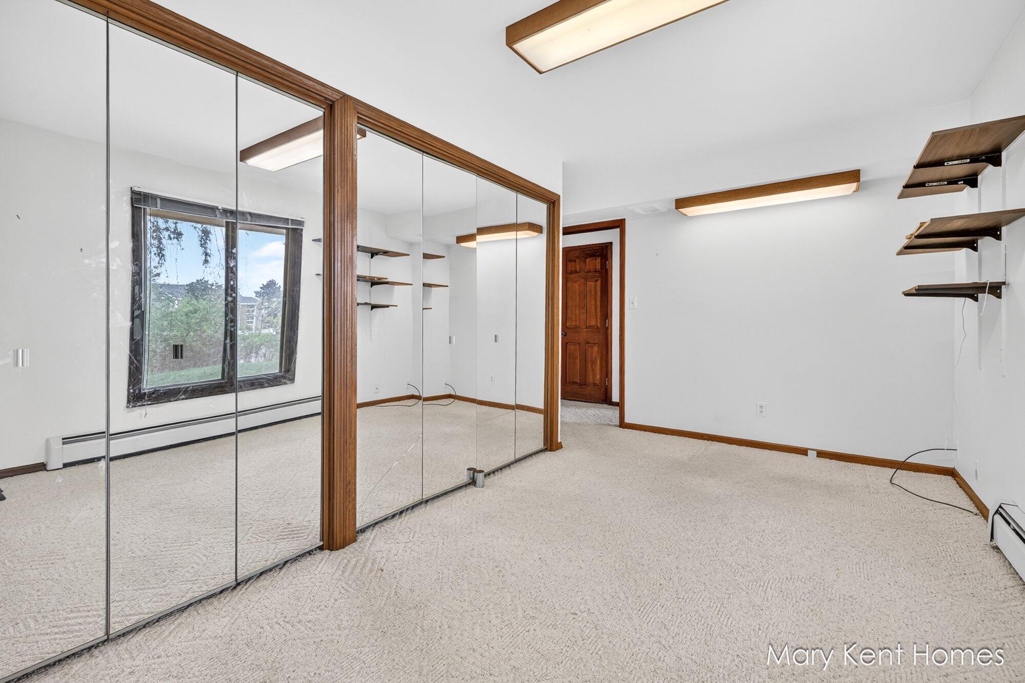 4248 Walnut Hills Lane SE Grand Rapids MI 49512