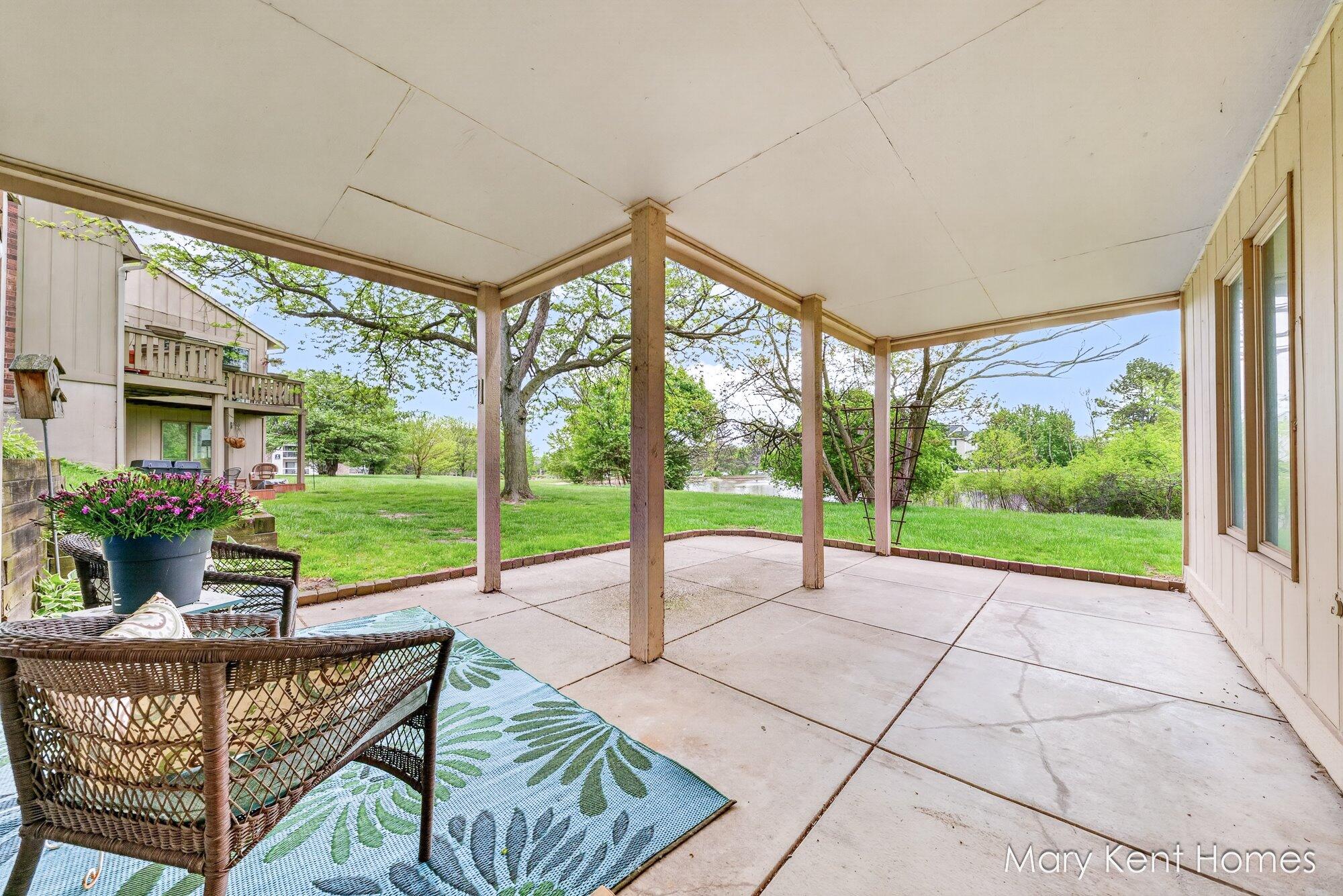 4248 Walnut Hills Lane SE Grand Rapids MI 49512