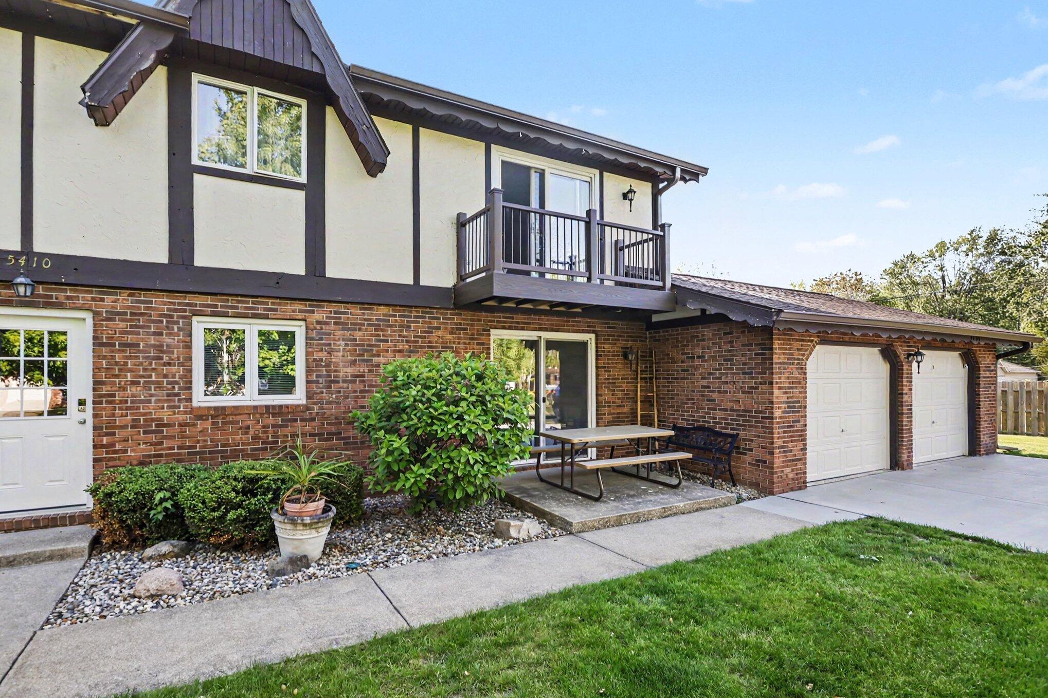 5410 Country Aire Drive Coloma MI 49038