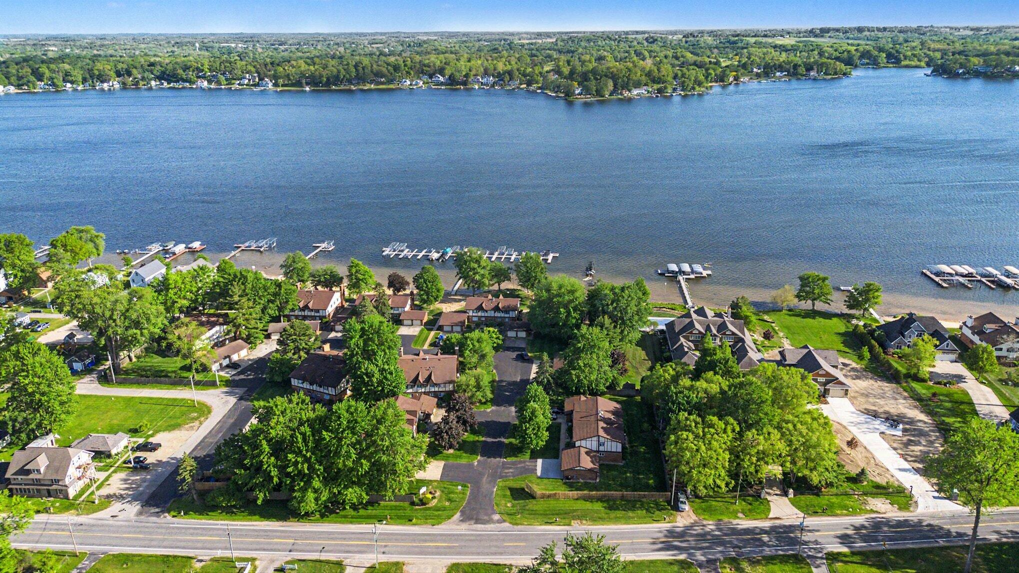 5410 Country Aire Drive Coloma MI 49038