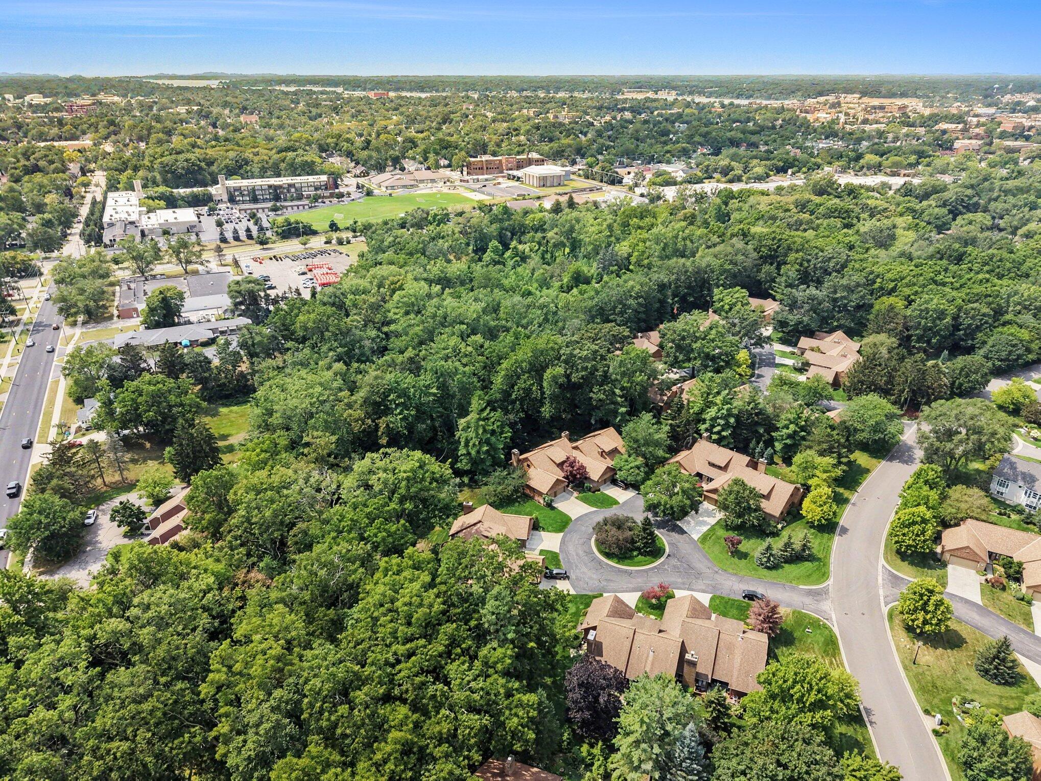 308 Glengarry Court Holland MI 49423