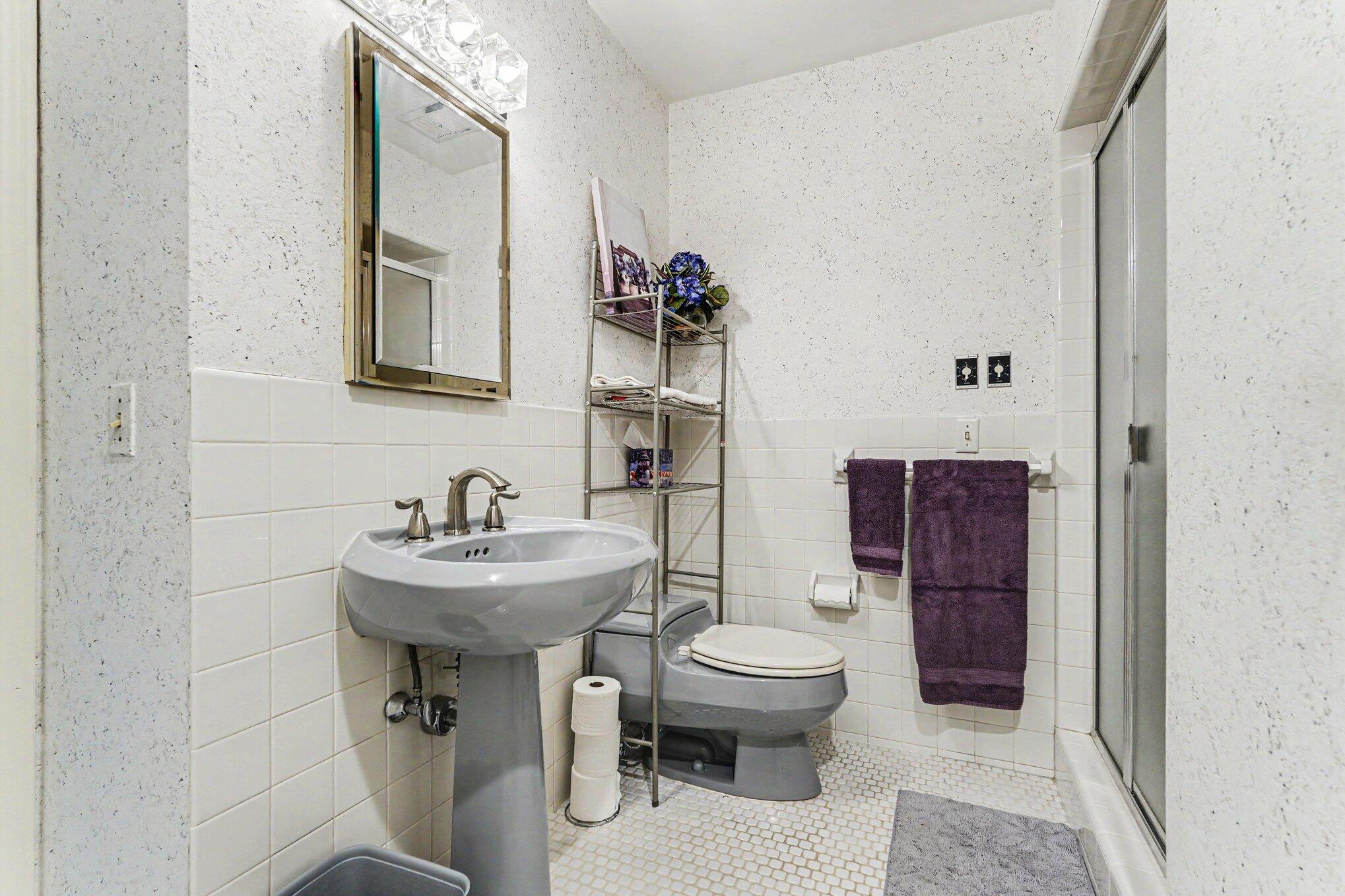 3598 Charlevoix Drive SE Grand Rapids MI 49546