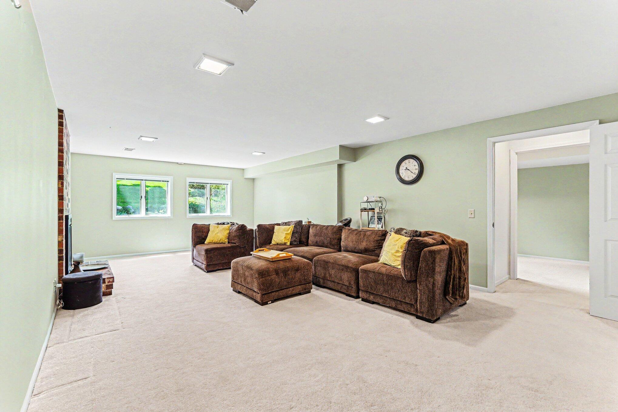 3598 Charlevoix Drive SE Grand Rapids MI 49546