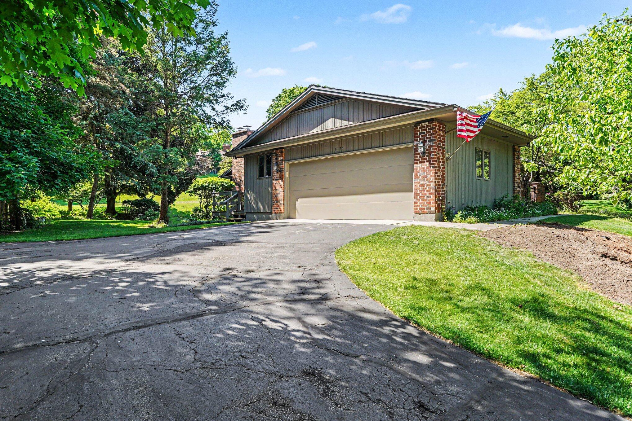 3598 Charlevoix Drive SE Grand Rapids MI 49546