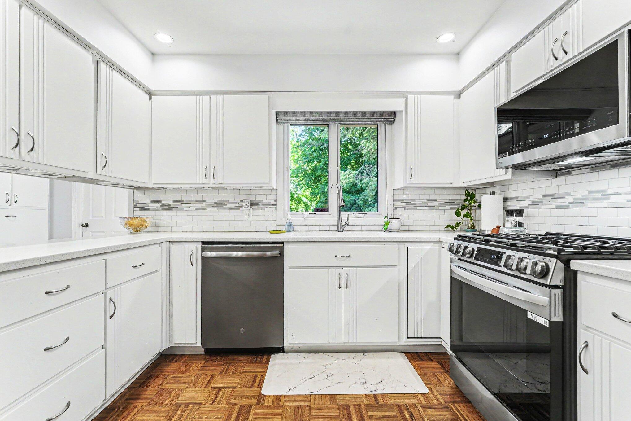 3598 Charlevoix Drive SE Grand Rapids MI 49546