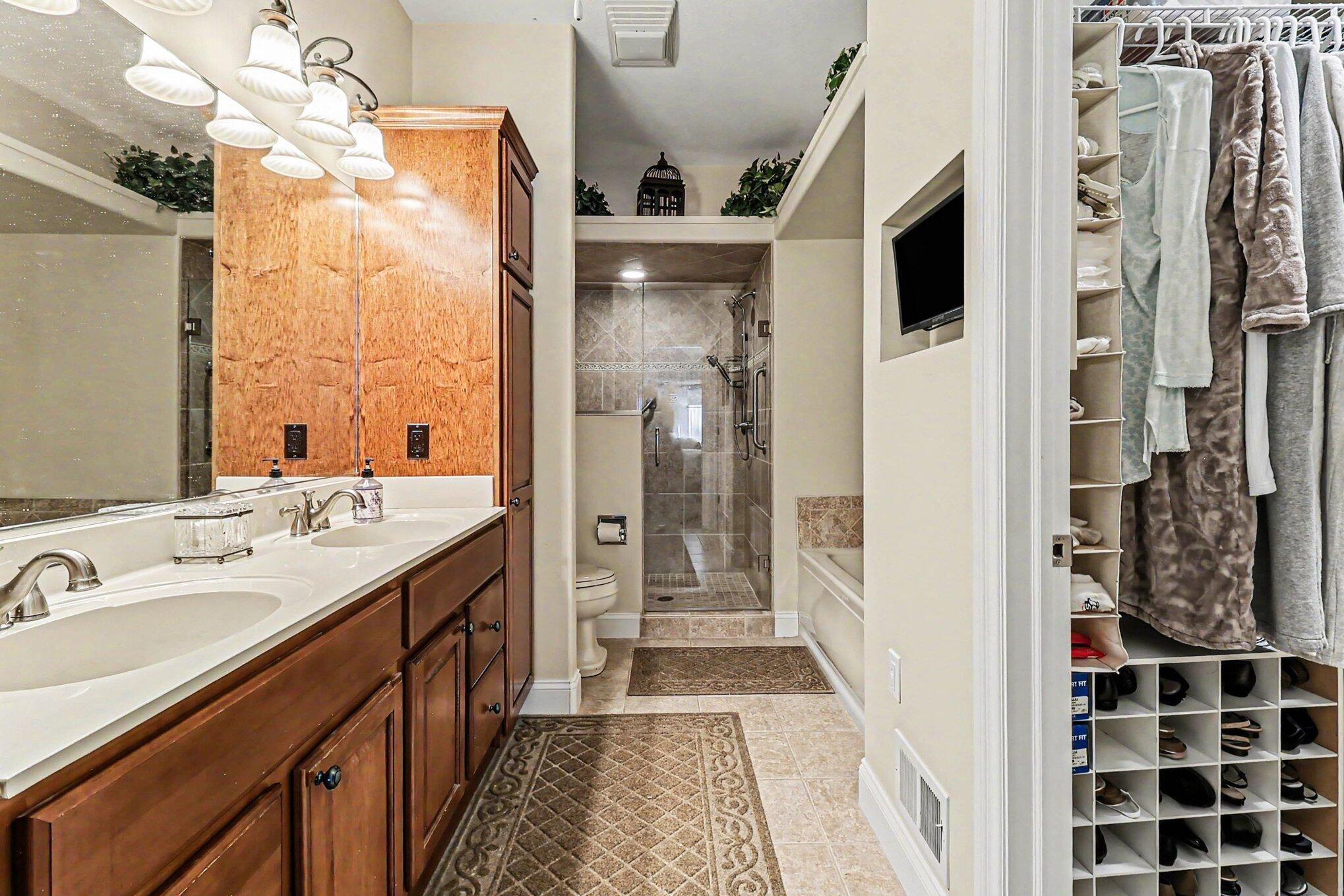 1240 Blue Heron Drive Ludington MI 49431
