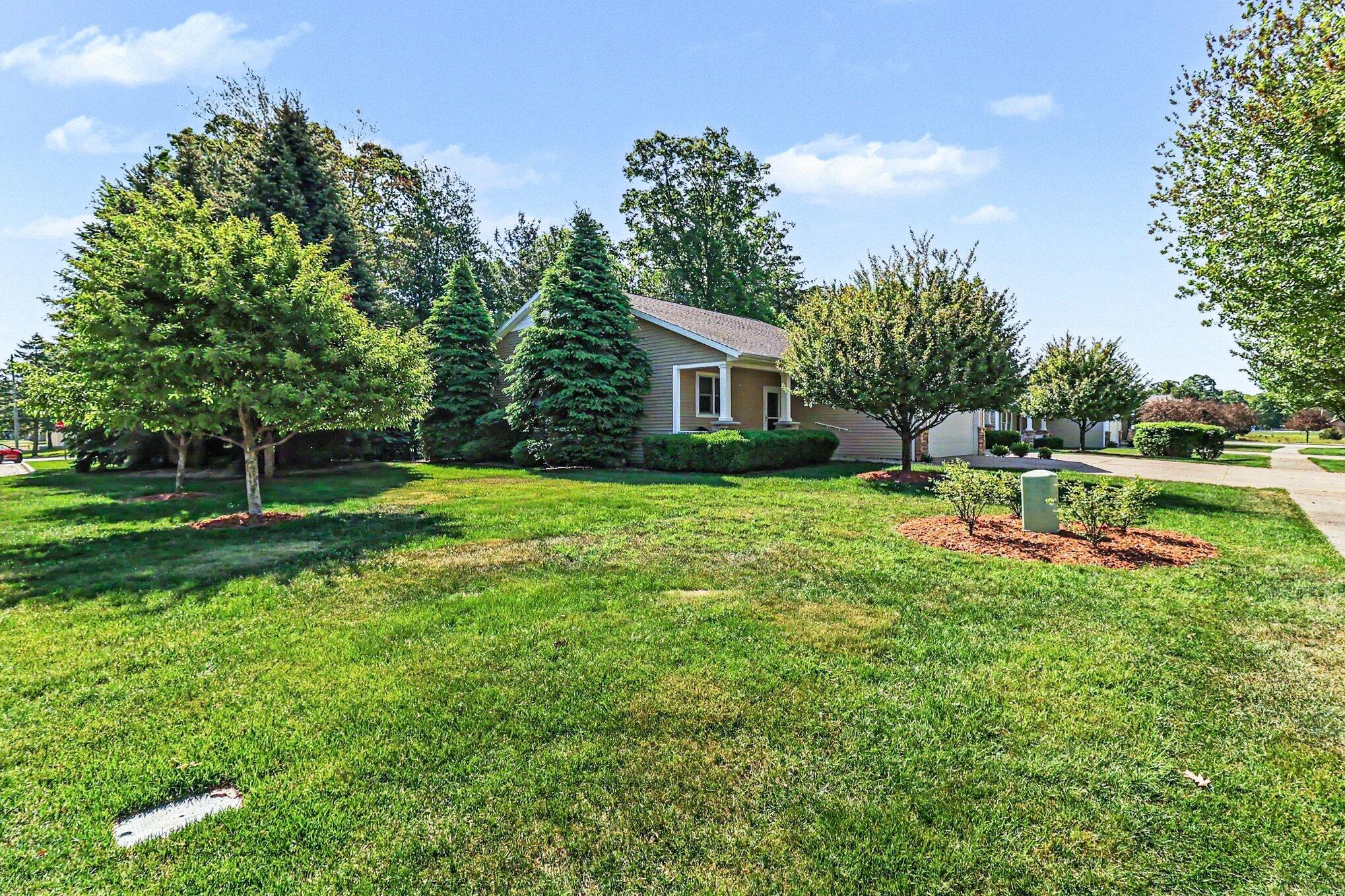 1240 Blue Heron Drive Ludington MI 49431