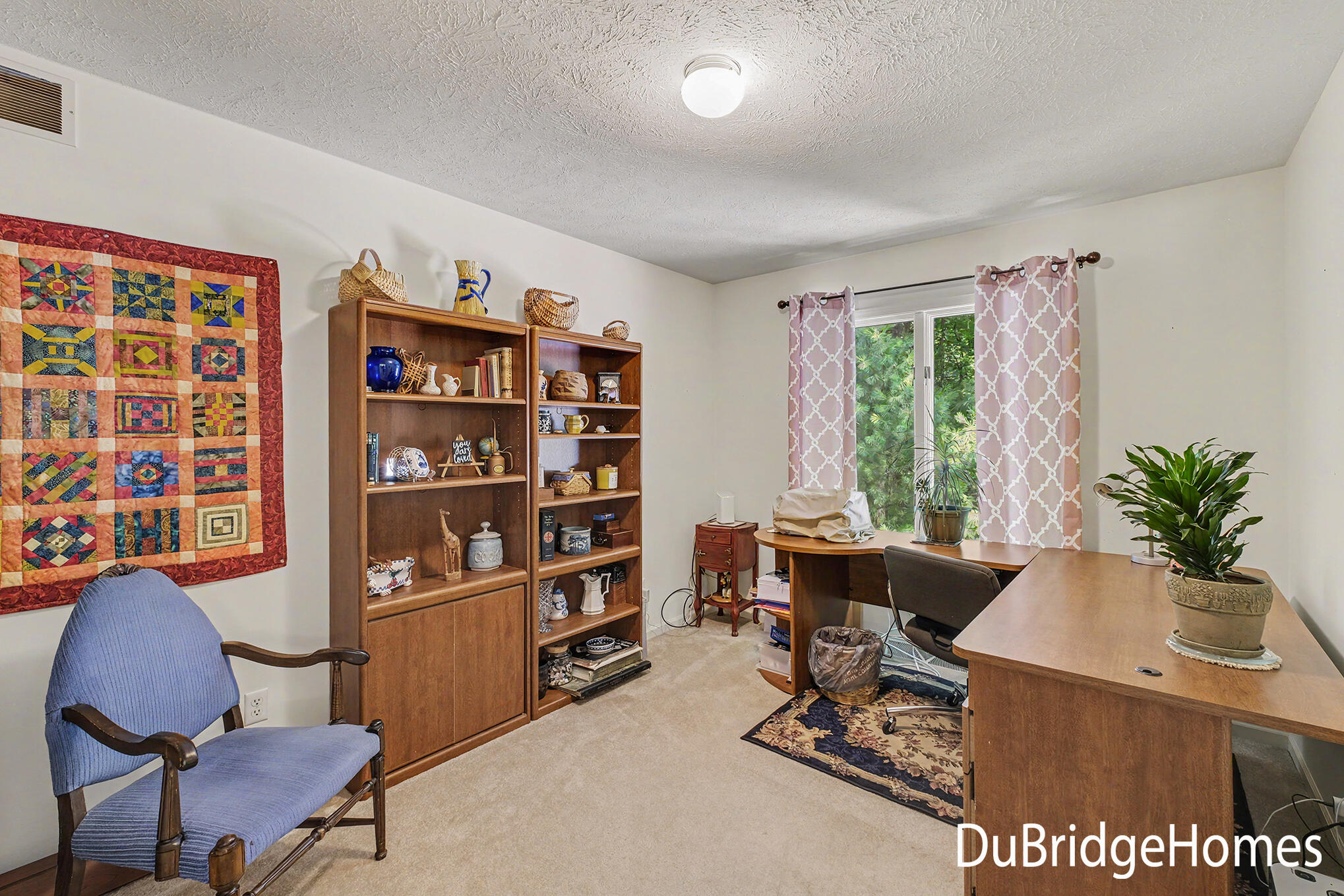 4256 Valley Hollow Drive NE Grand Rapids MI 49525