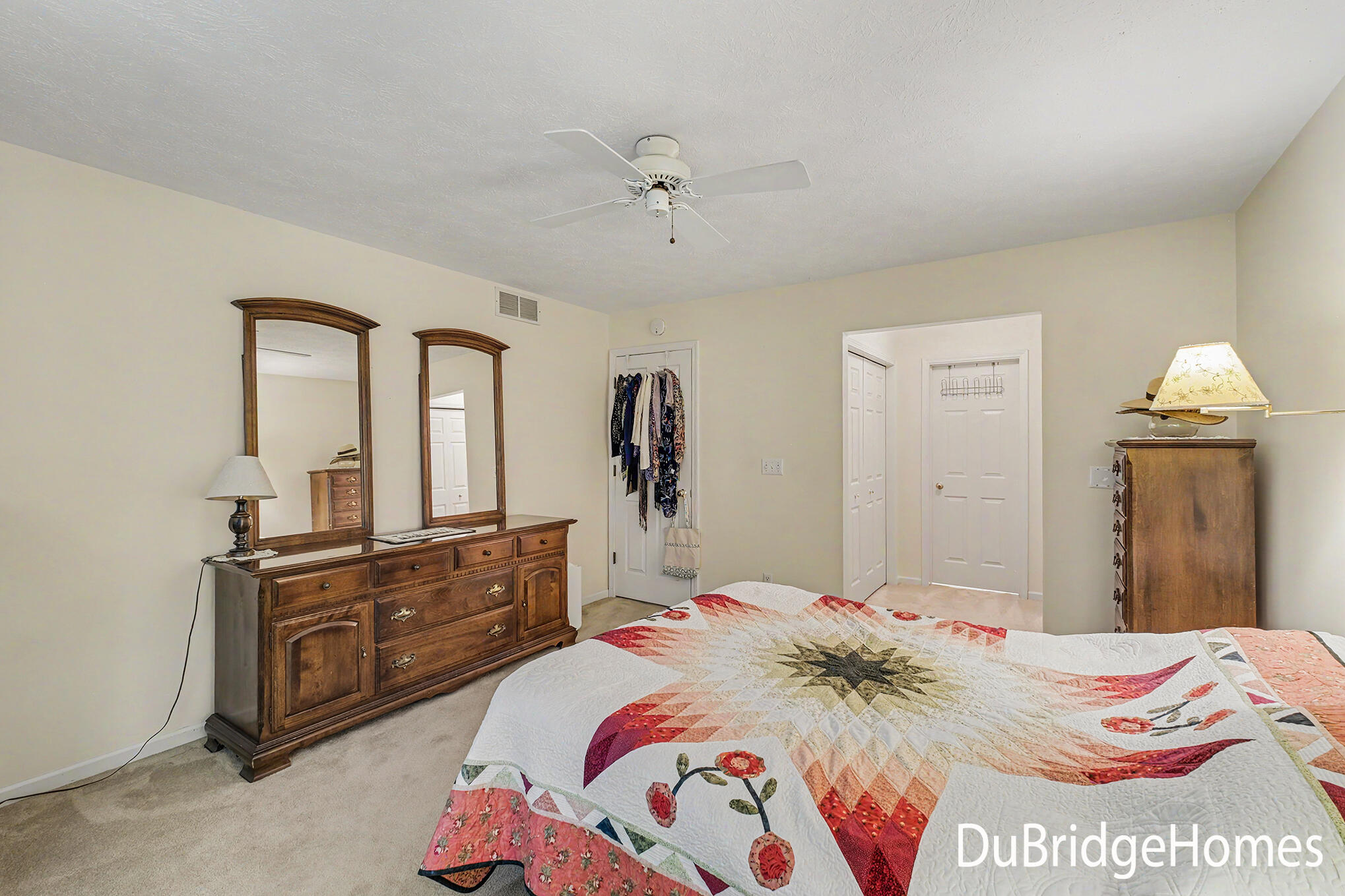 4256 Valley Hollow Drive NE Grand Rapids MI 49525