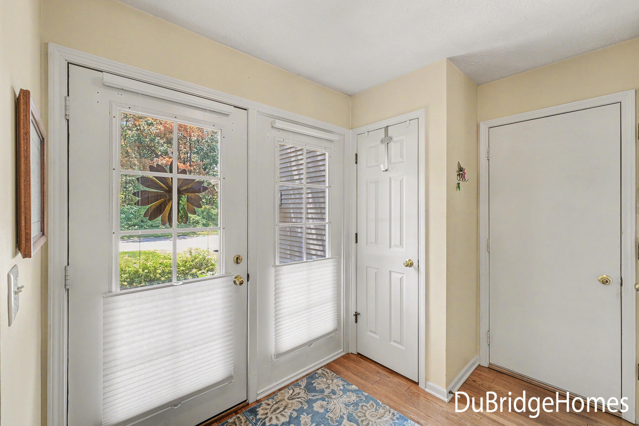 4256 Valley Hollow Drive NE Grand Rapids MI 49525