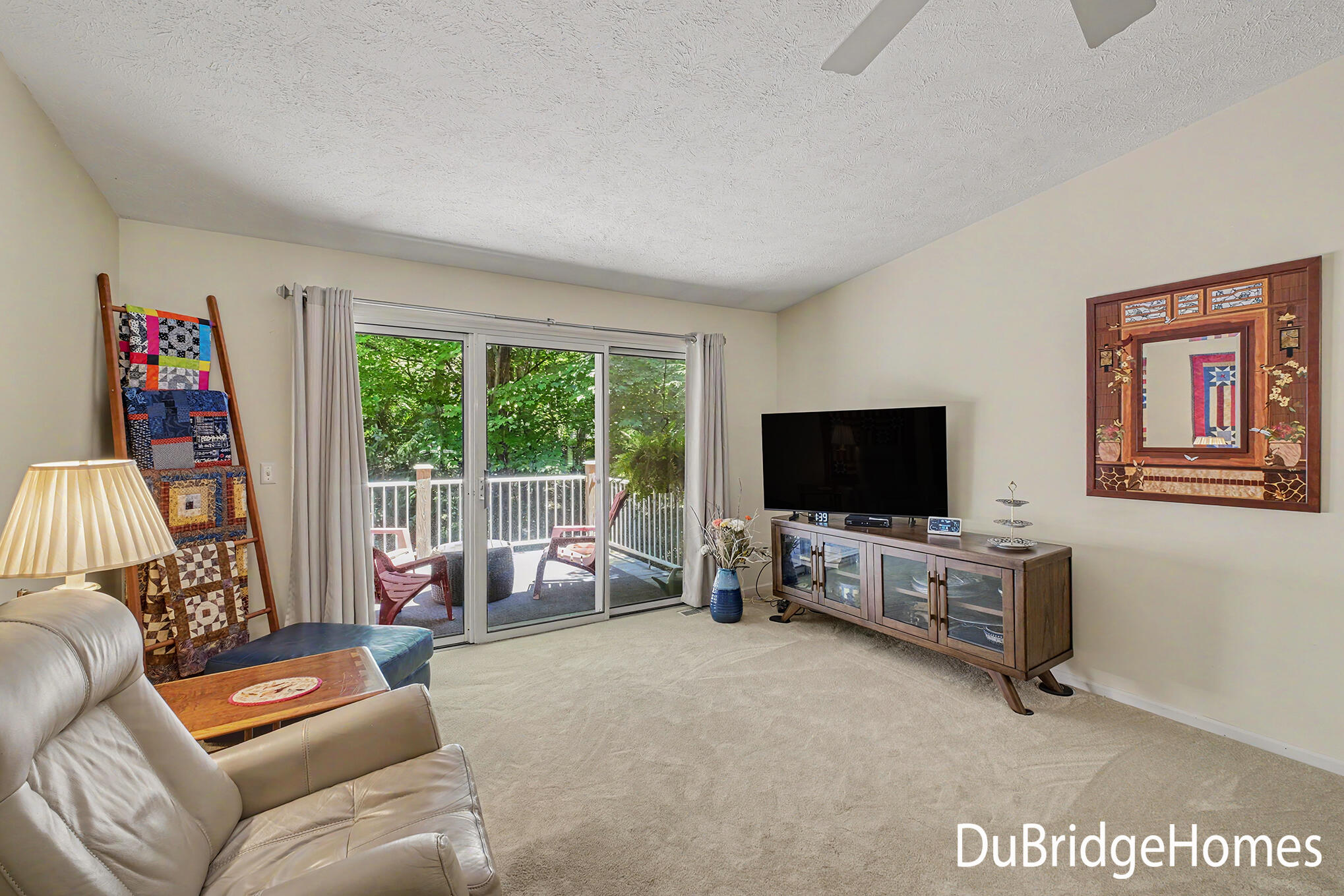 4256 Valley Hollow Drive NE Grand Rapids MI 49525