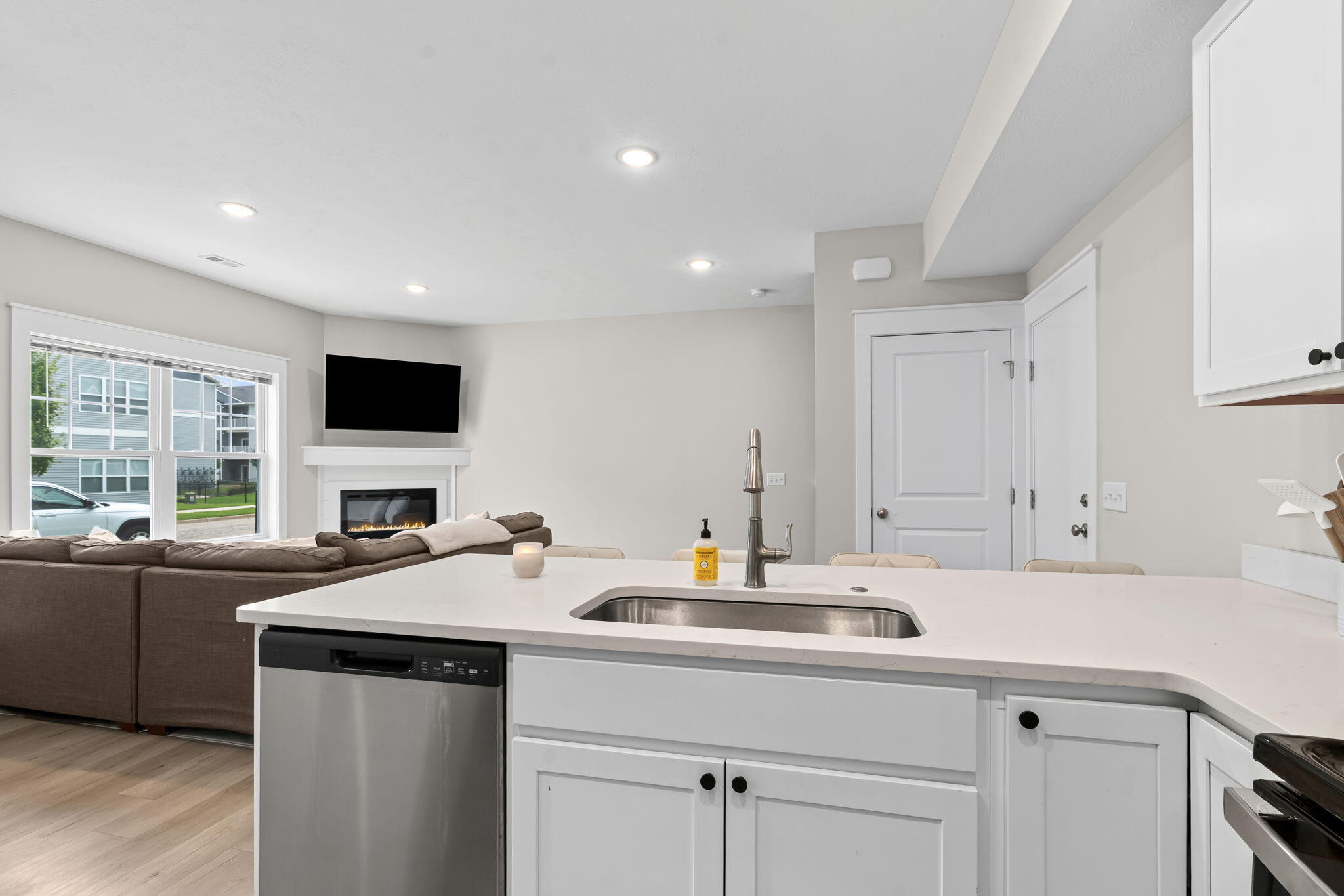 2104 Sherwood Avenue Holland MI 49423