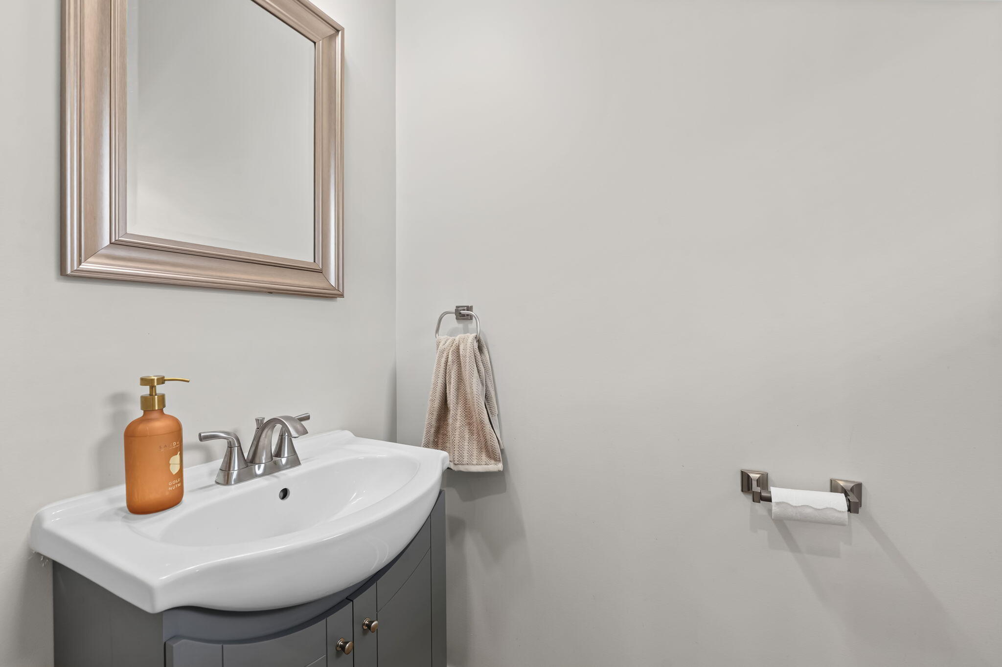 2104 Sherwood Avenue Holland MI 49423