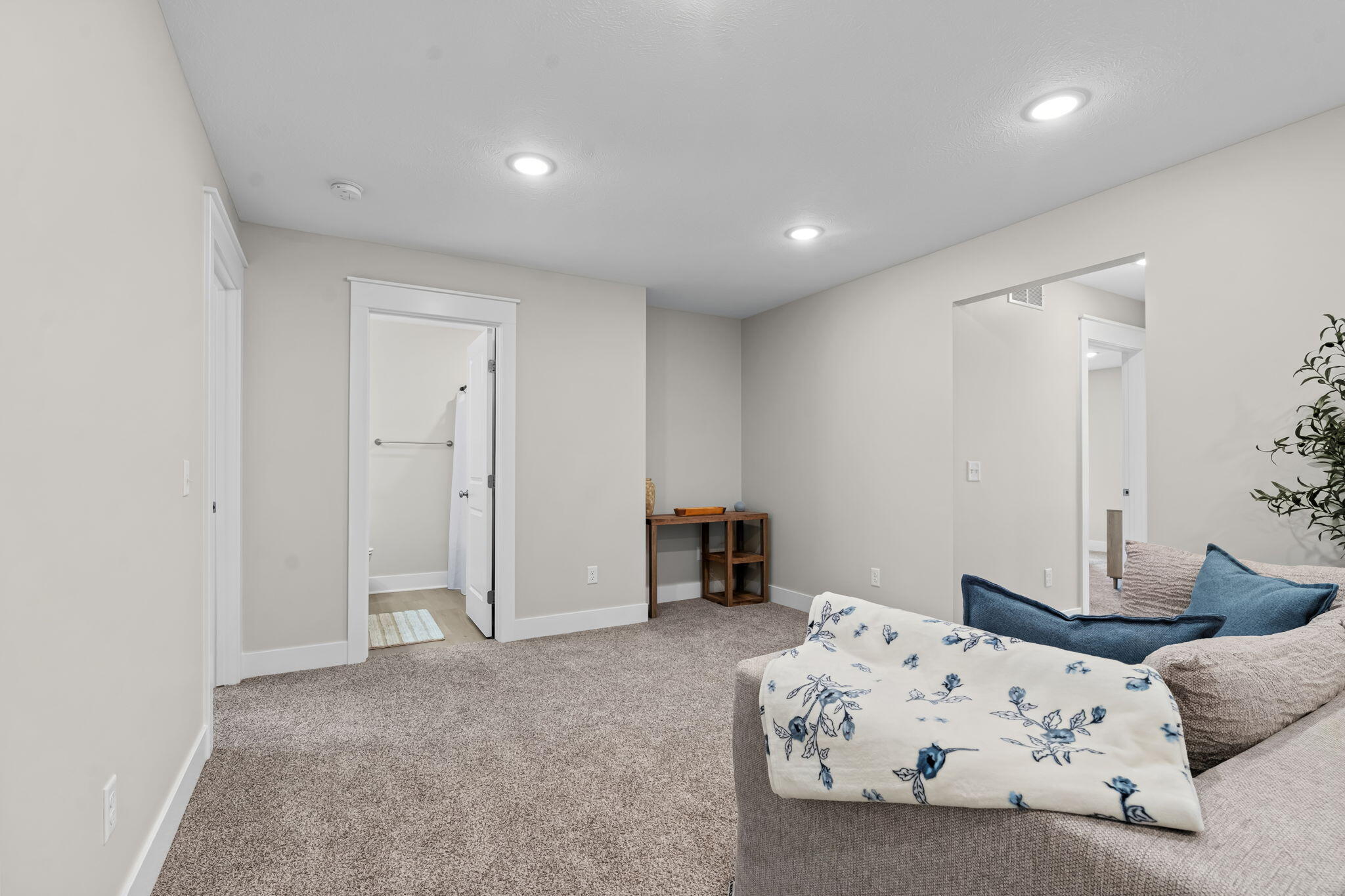 2104 Sherwood Avenue Holland MI 49423