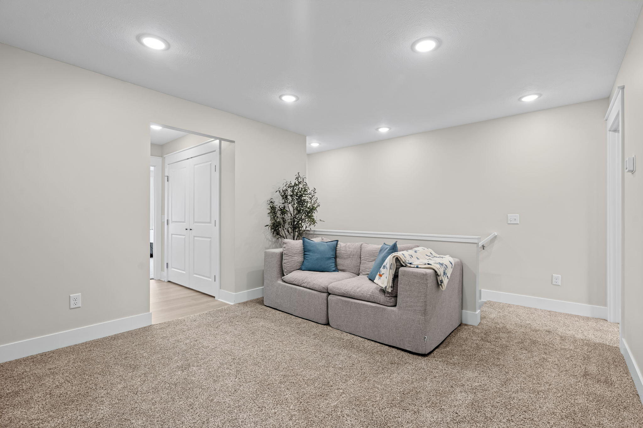 2104 Sherwood Avenue Holland MI 49423
