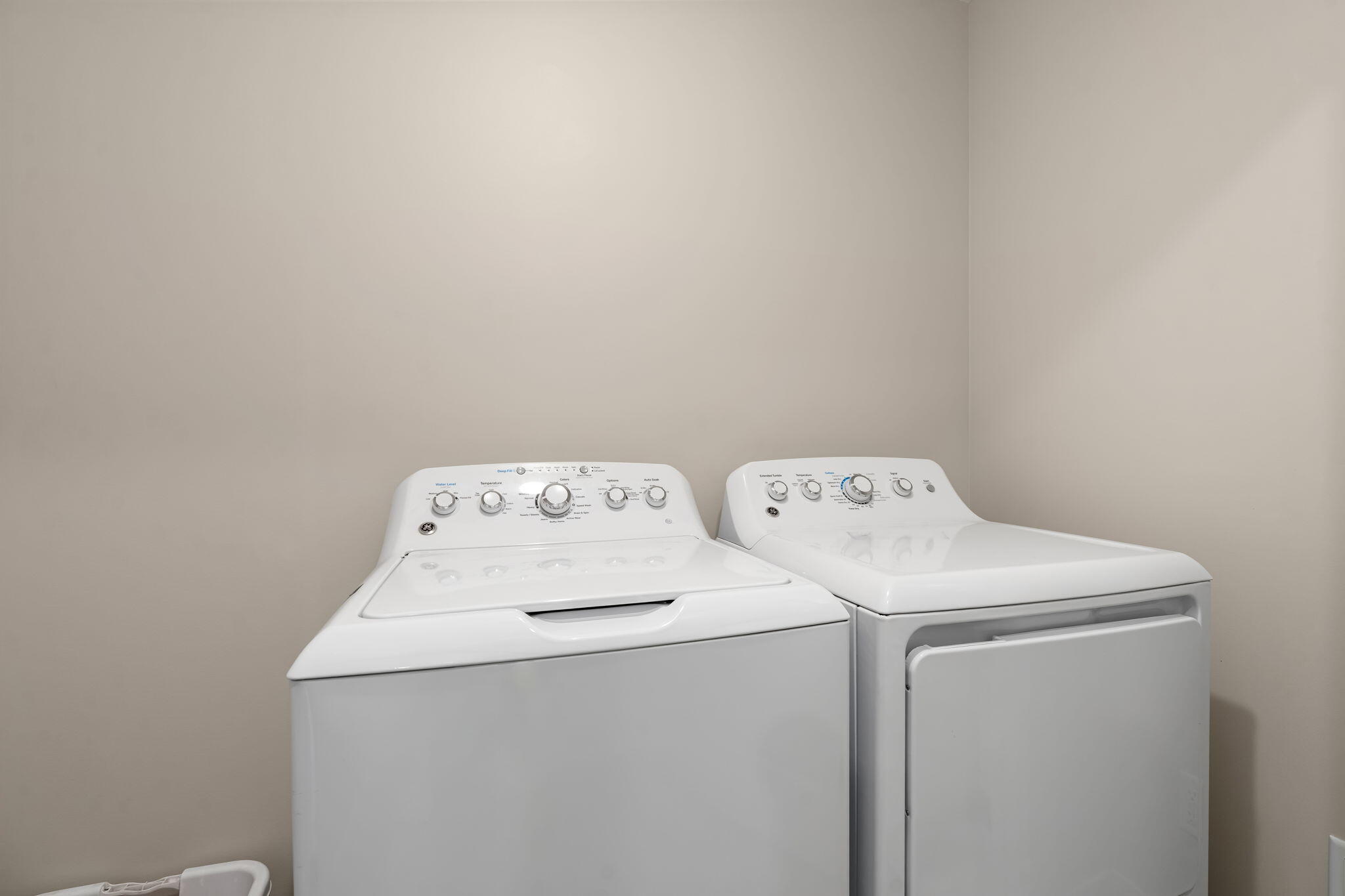 2104 Sherwood Avenue Holland MI 49423