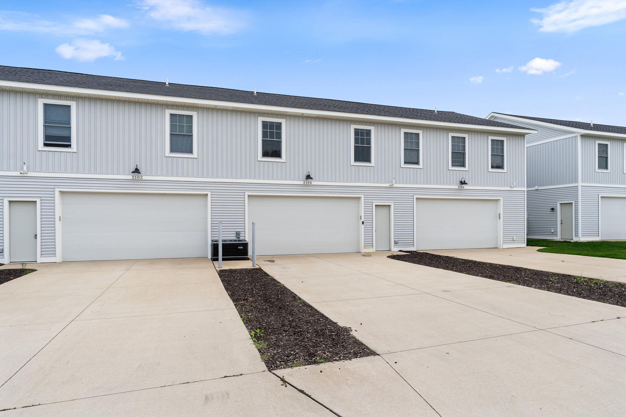 2104 Sherwood Avenue Holland MI 49423