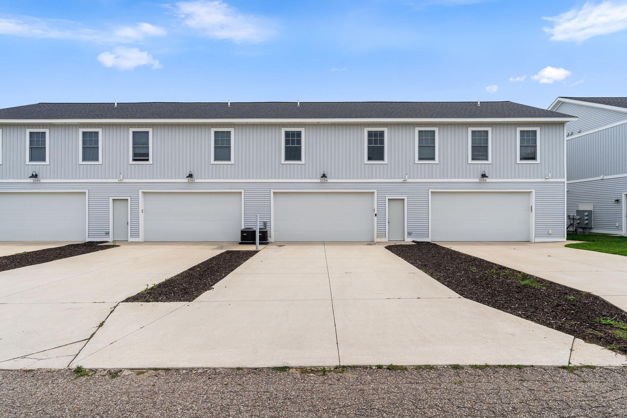 2104 Sherwood Avenue Holland MI 49423