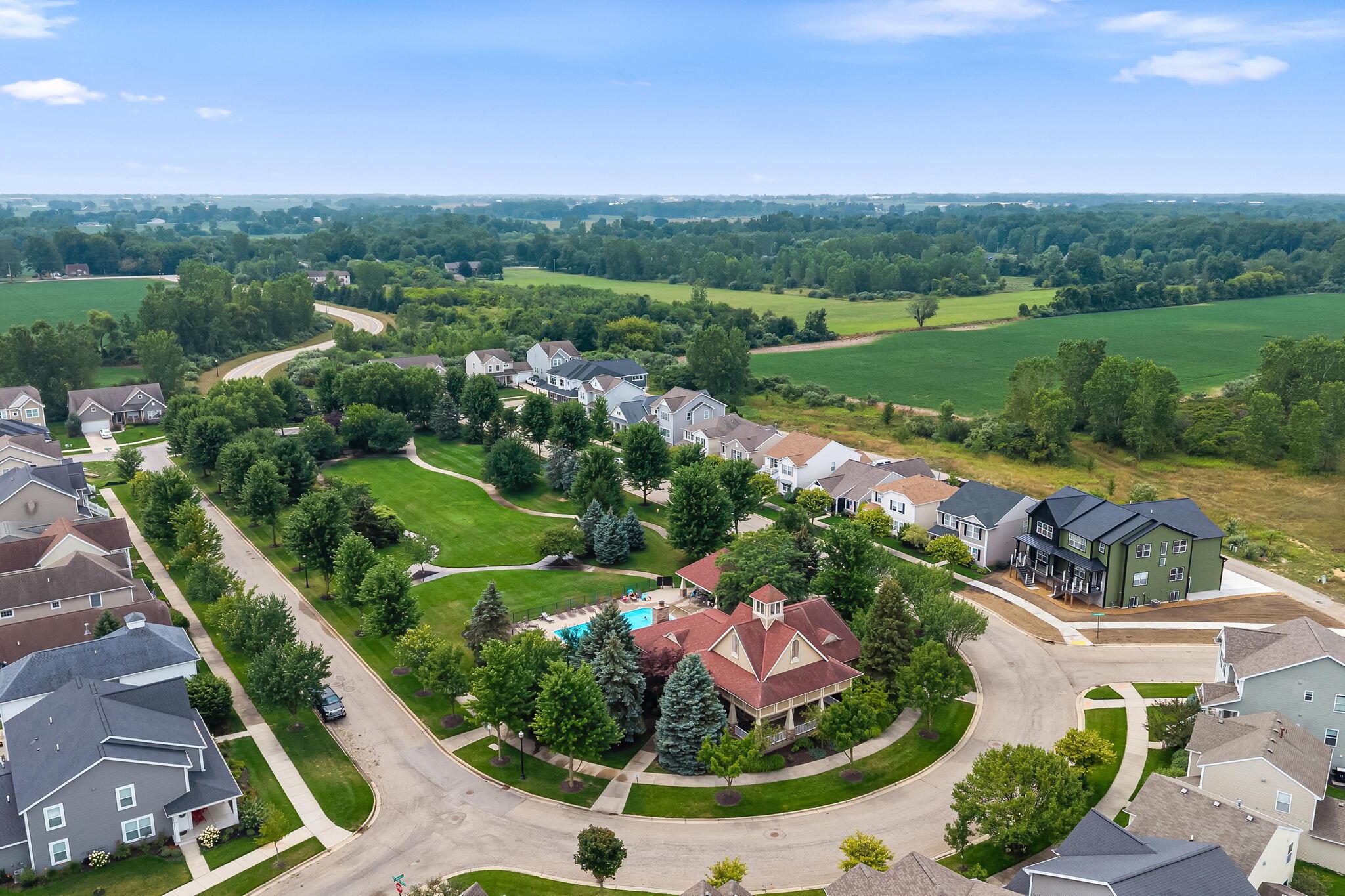 2104 Sherwood Avenue Holland MI 49423