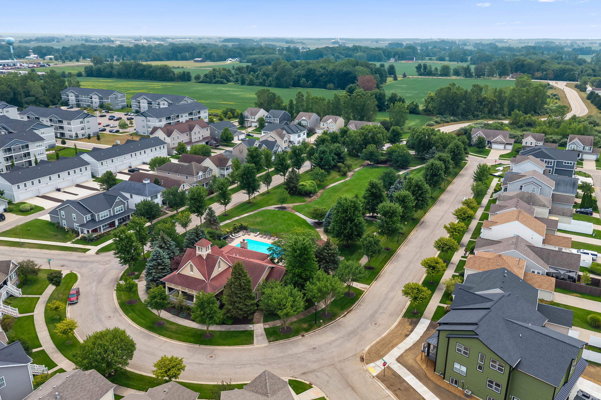 2104 Sherwood Avenue Holland MI 49423