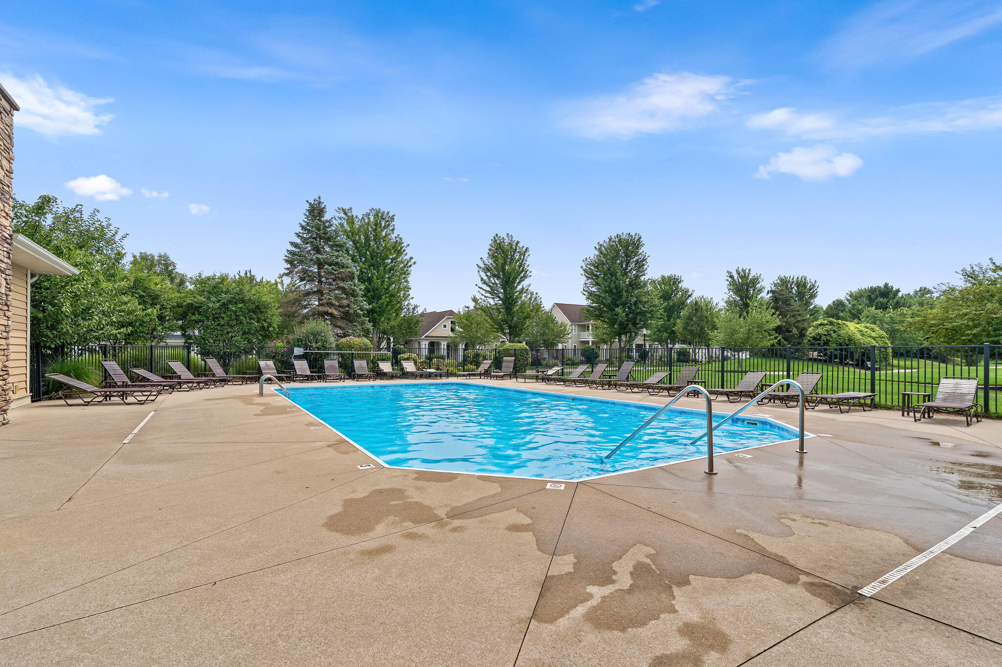 2104 Sherwood Avenue Holland MI 49423