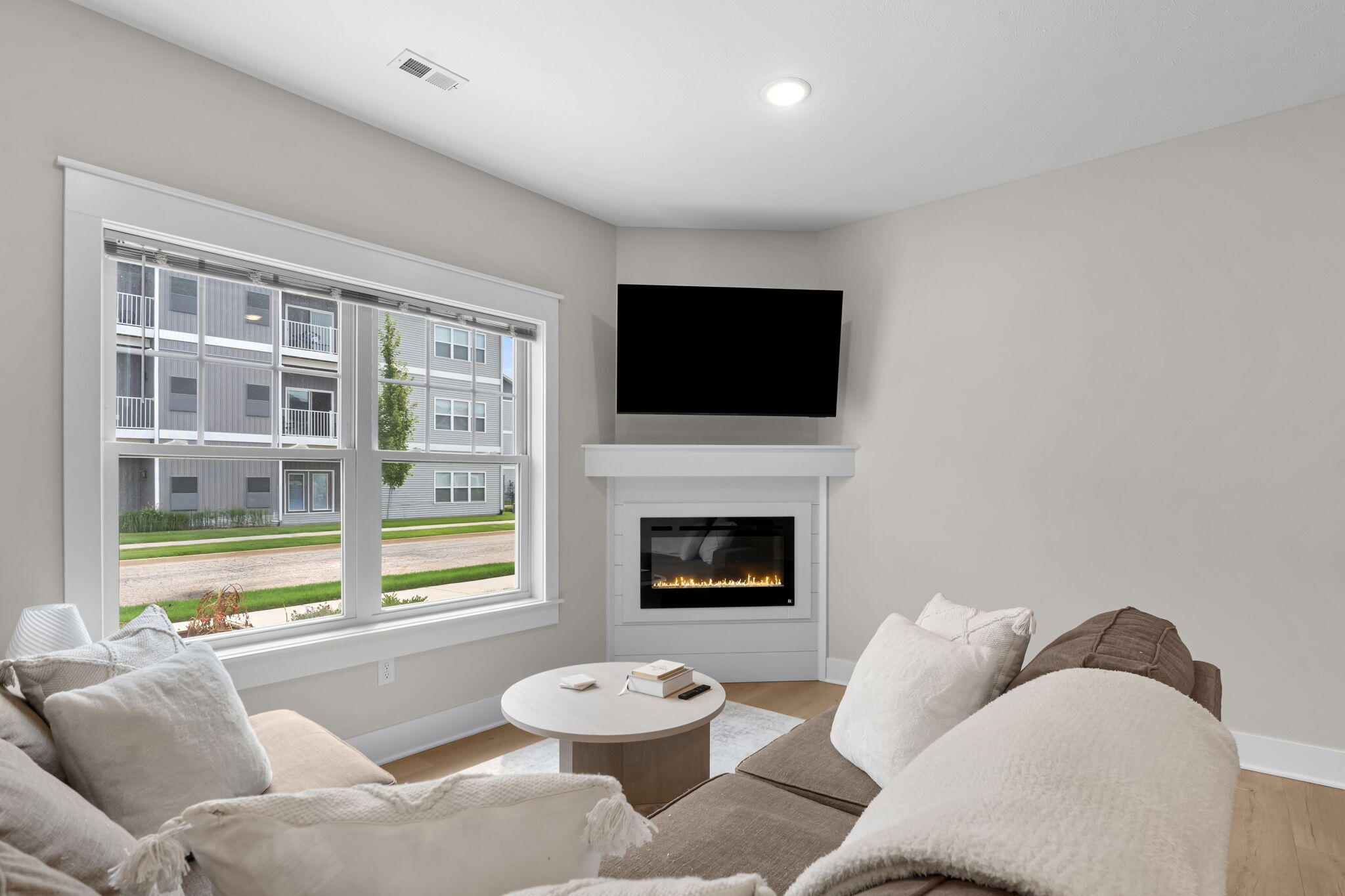 2104 Sherwood Avenue Holland MI 49423