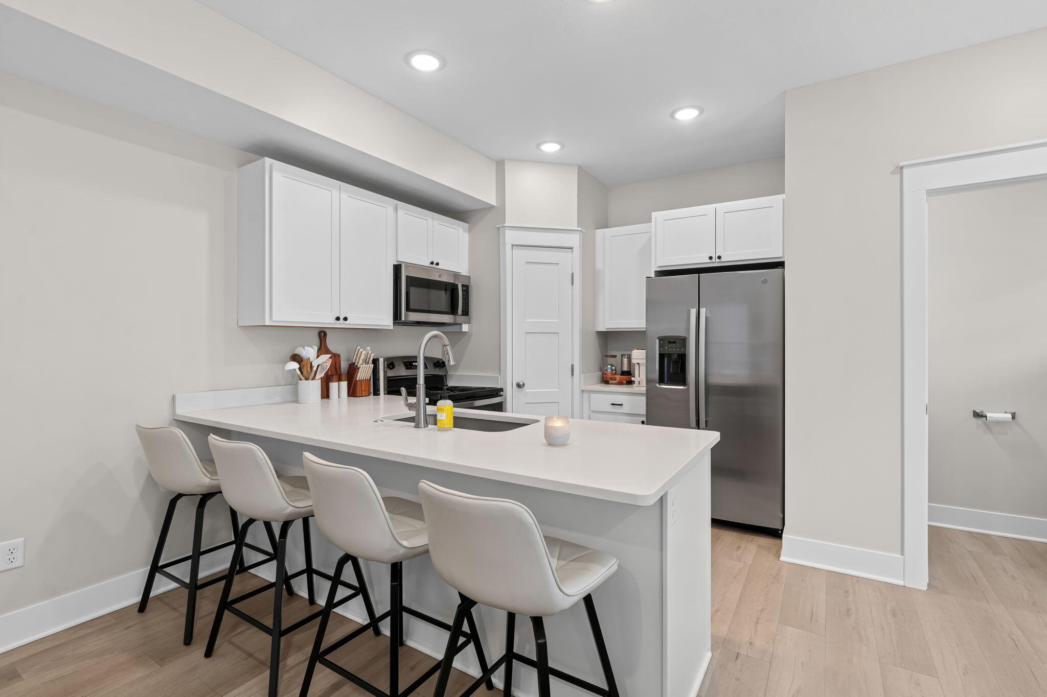 2104 Sherwood Avenue Holland MI 49423