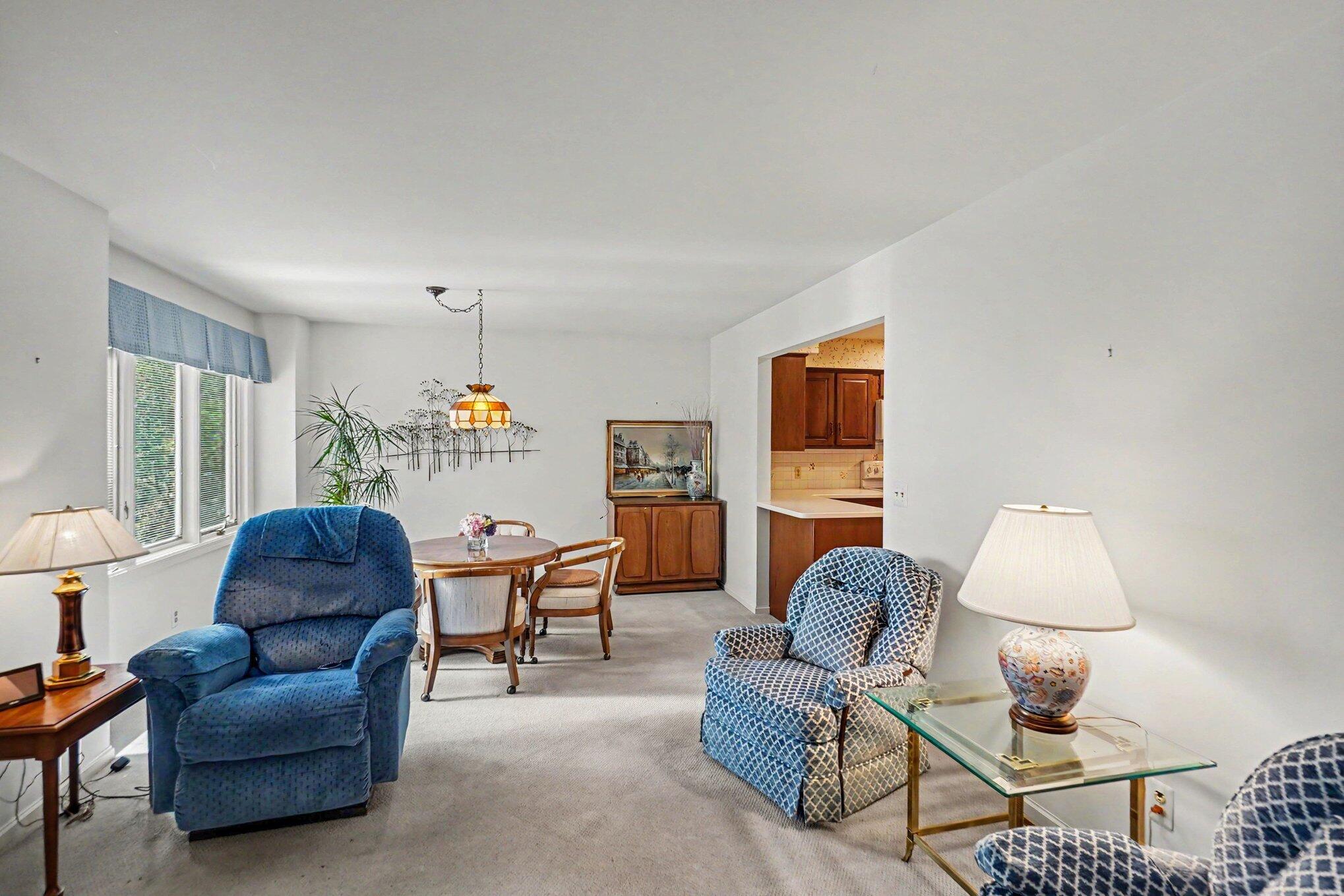 640 Cascade Hills Ridge SE Grand Rapids MI 49546