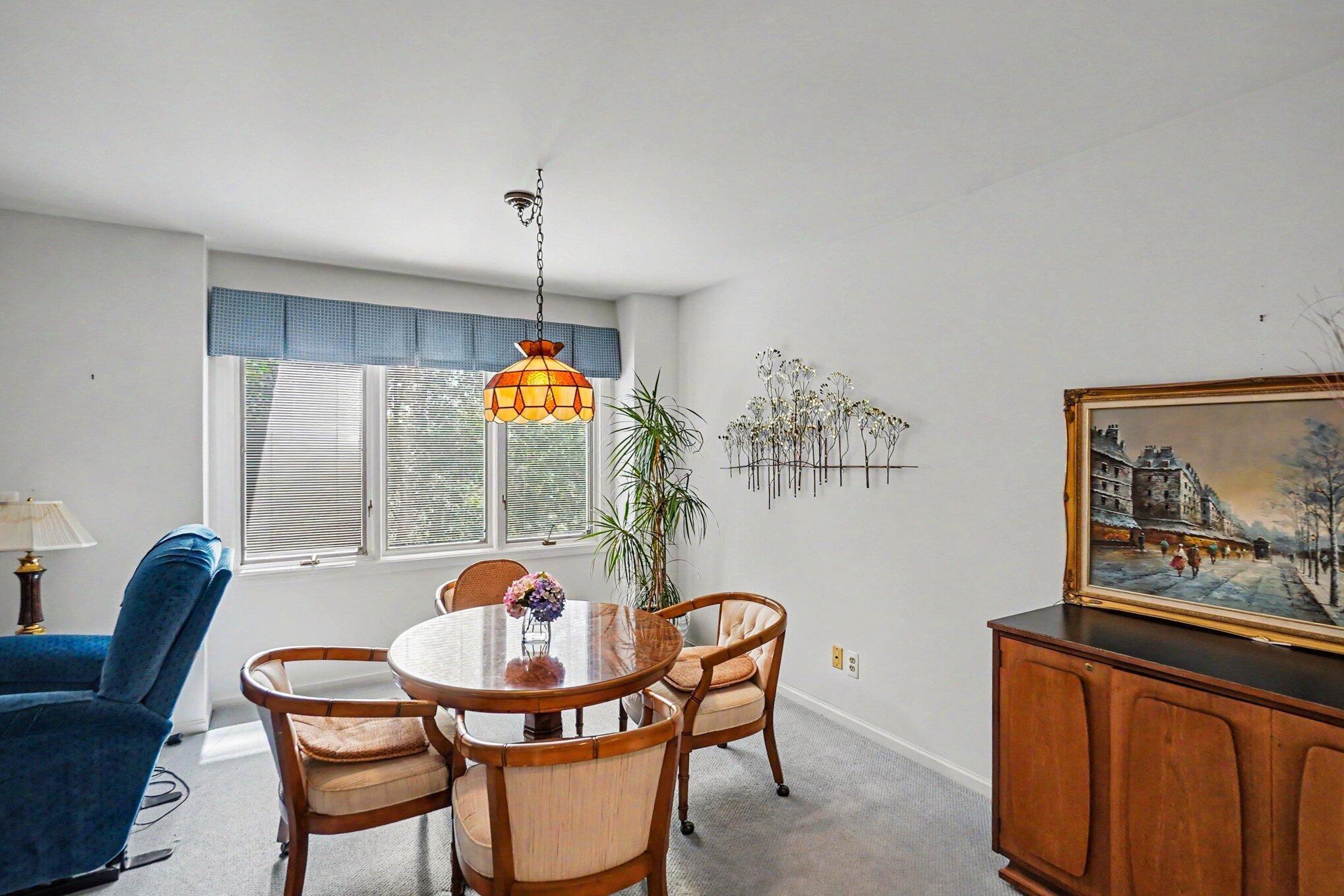 640 Cascade Hills Ridge SE Grand Rapids MI 49546