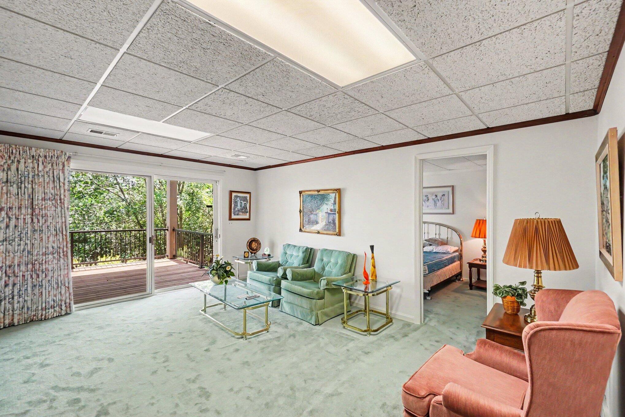 640 Cascade Hills Ridge SE Grand Rapids MI 49546