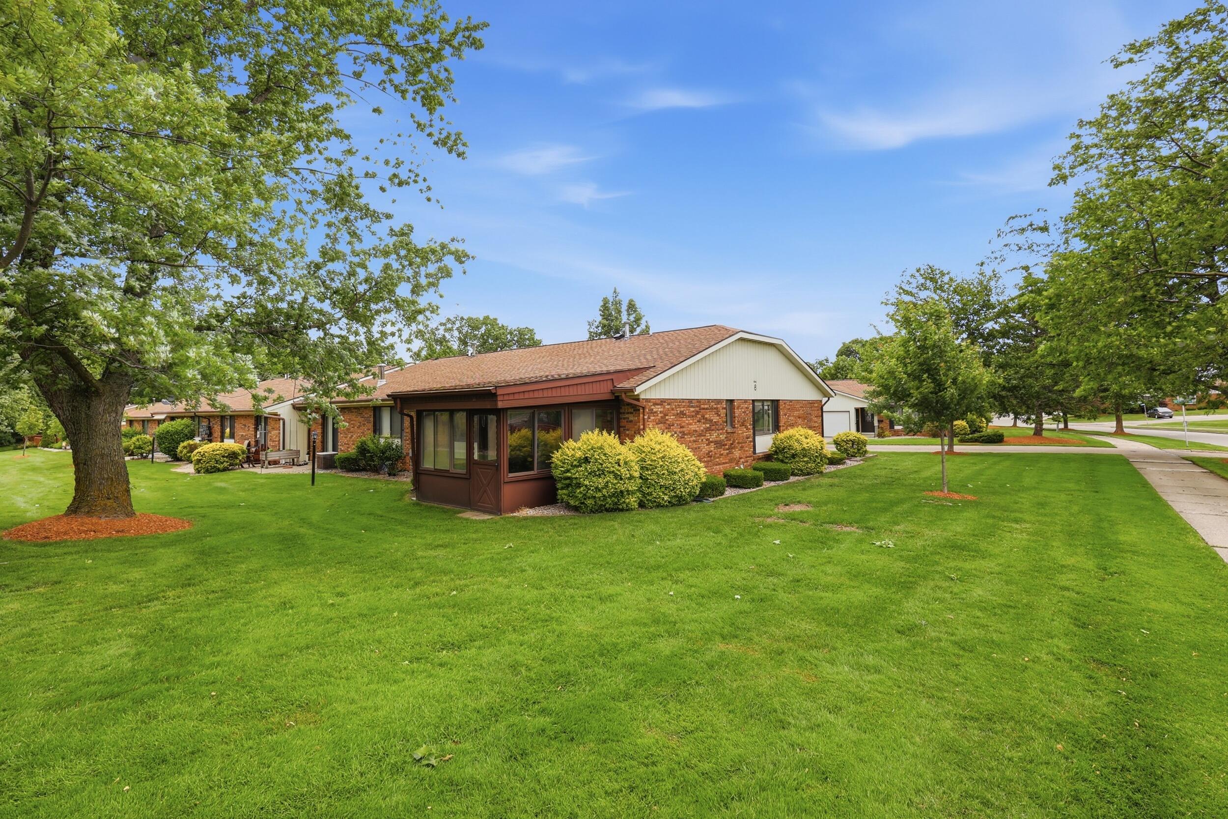 53 Old Mill Drive Holland MI 49423
