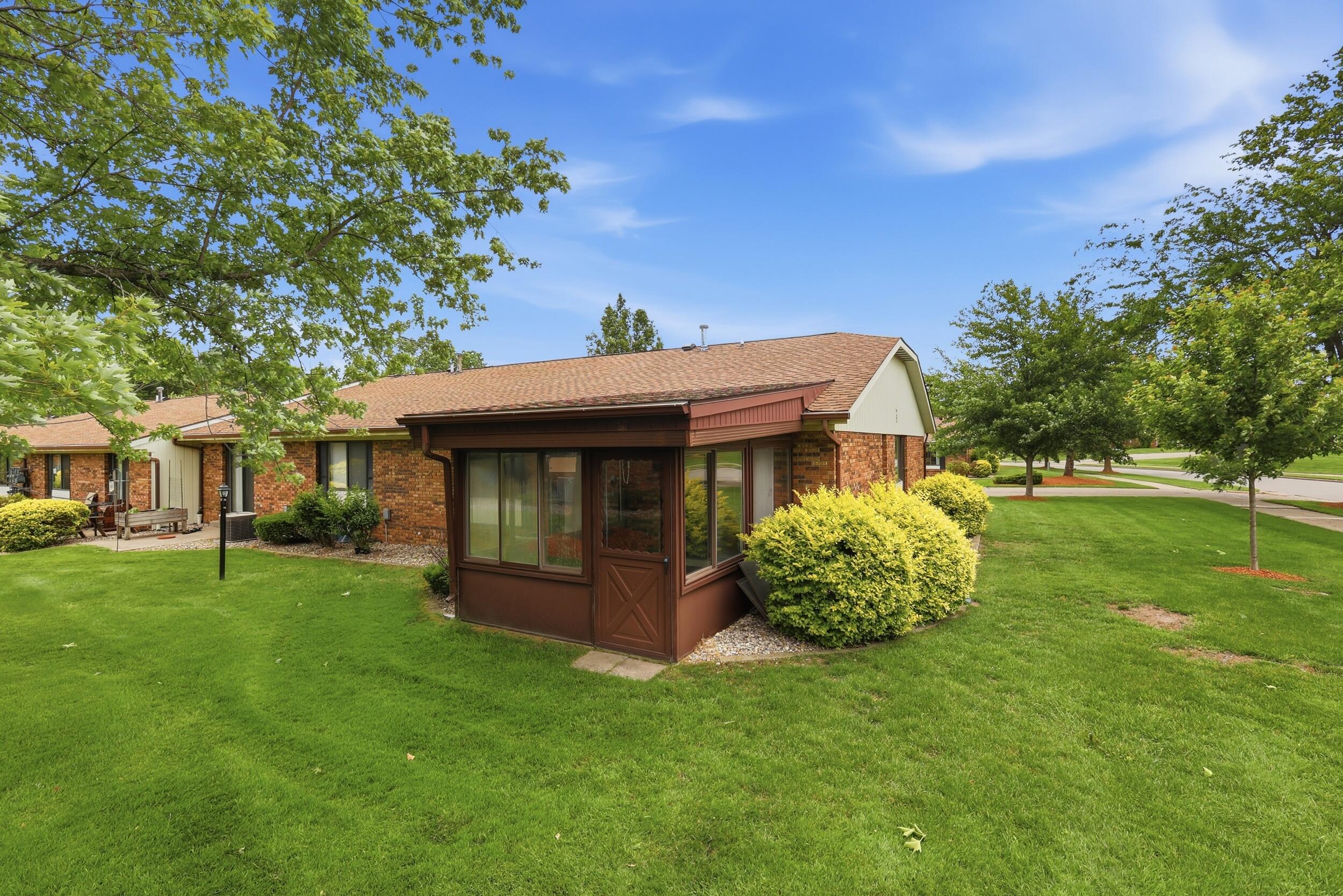 53 Old Mill Drive Holland MI 49423