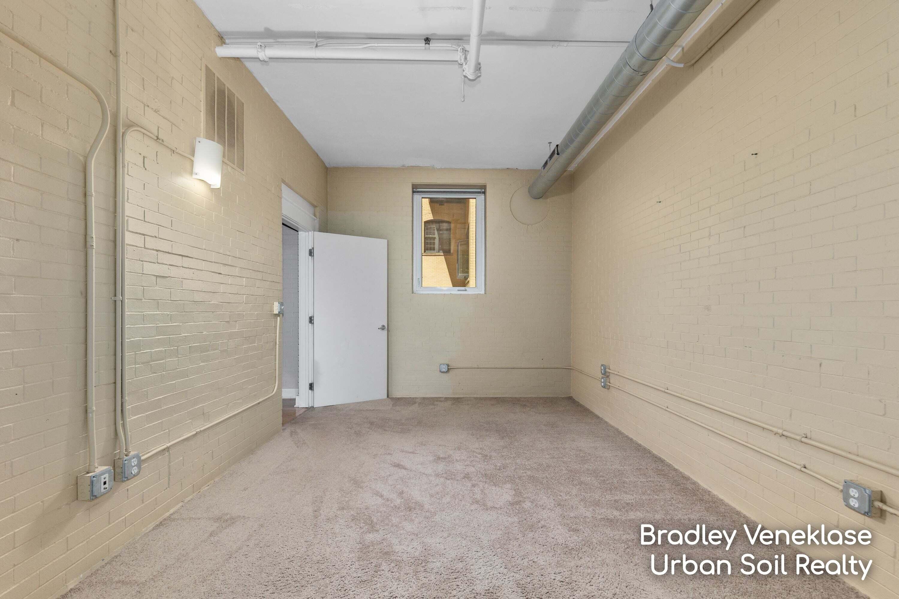 600 Broadway Avenue NW Grand Rapids MI 49504