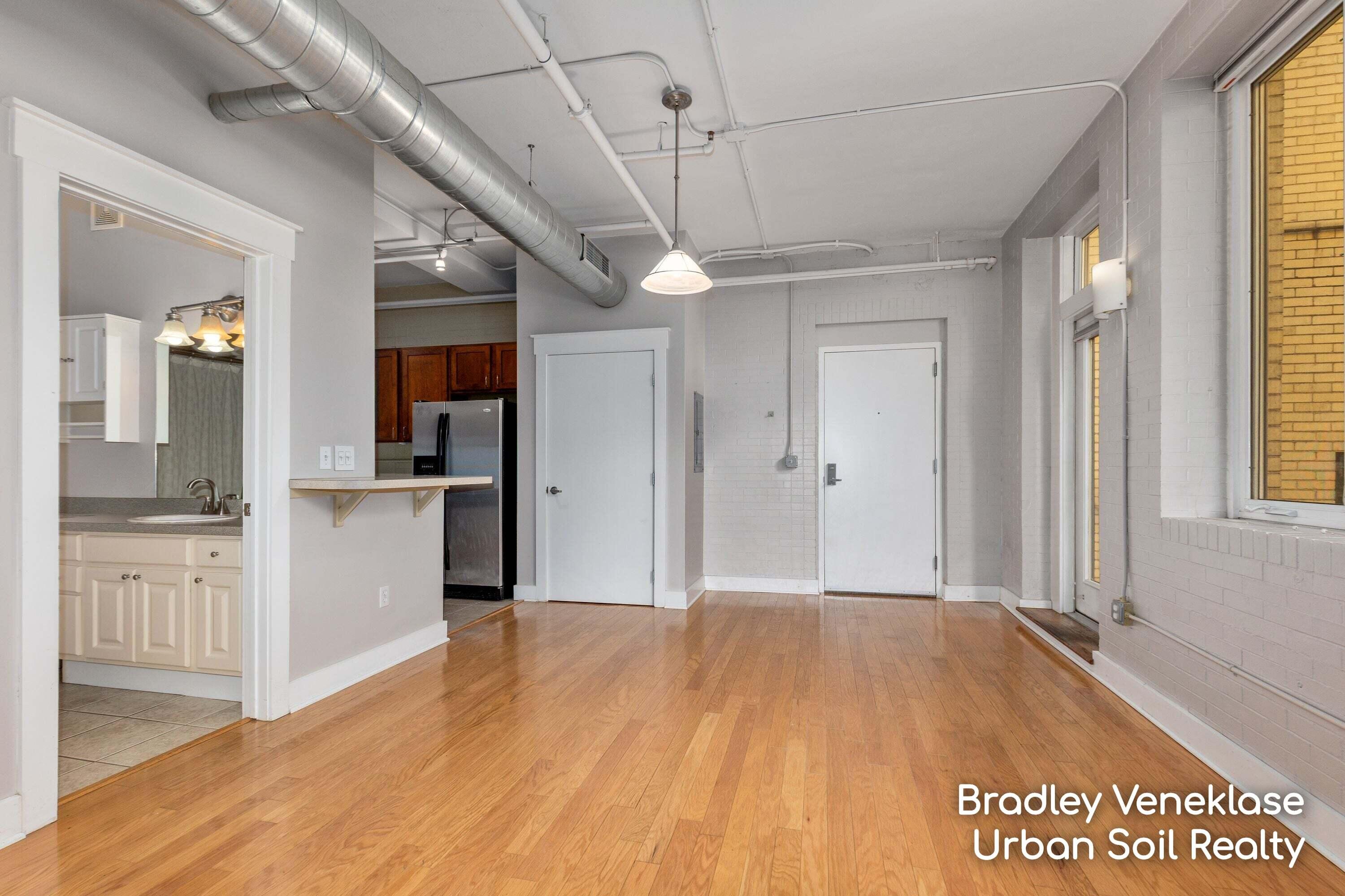 600 Broadway Avenue NW Grand Rapids MI 49504