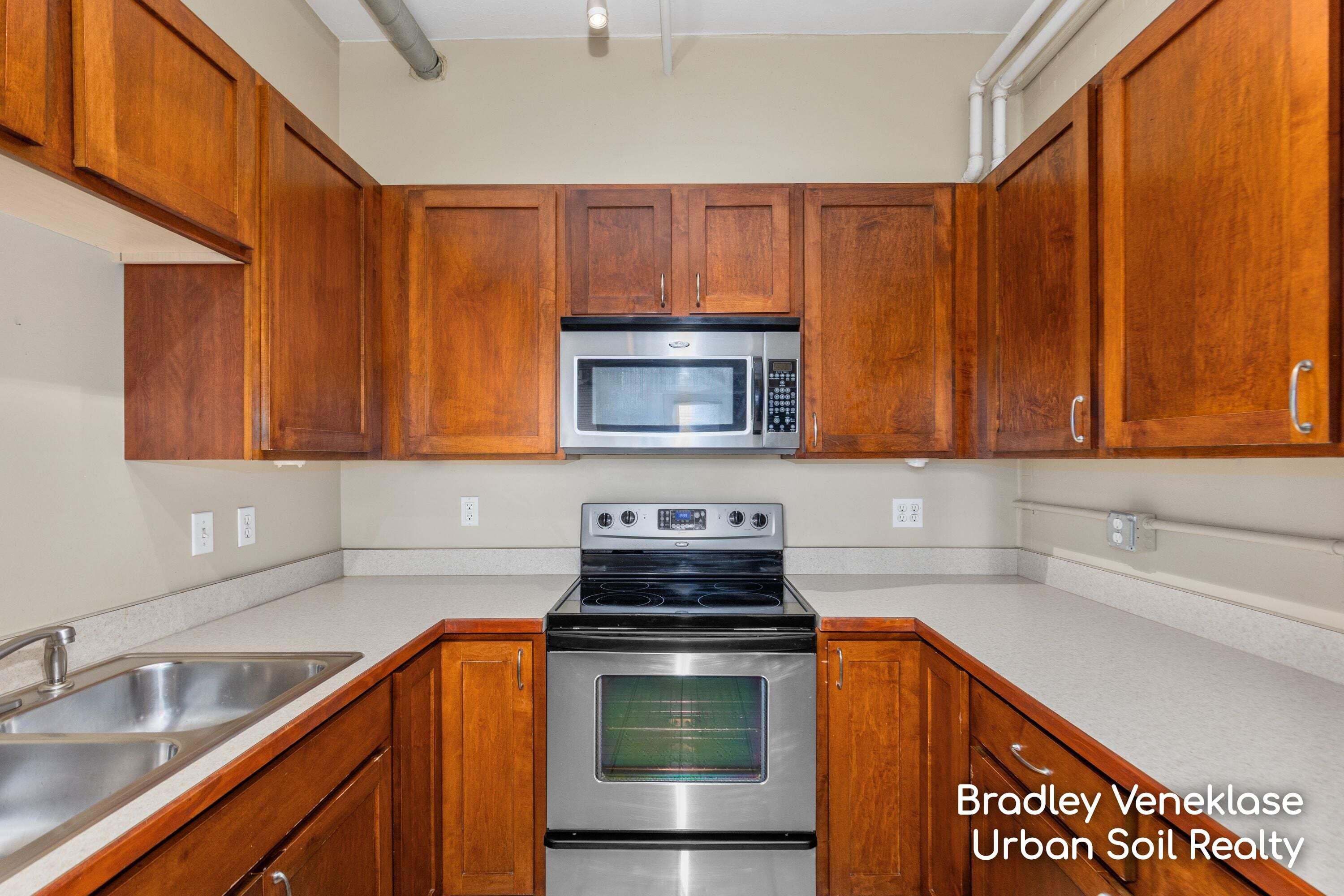 600 Broadway Avenue NW Grand Rapids MI 49504