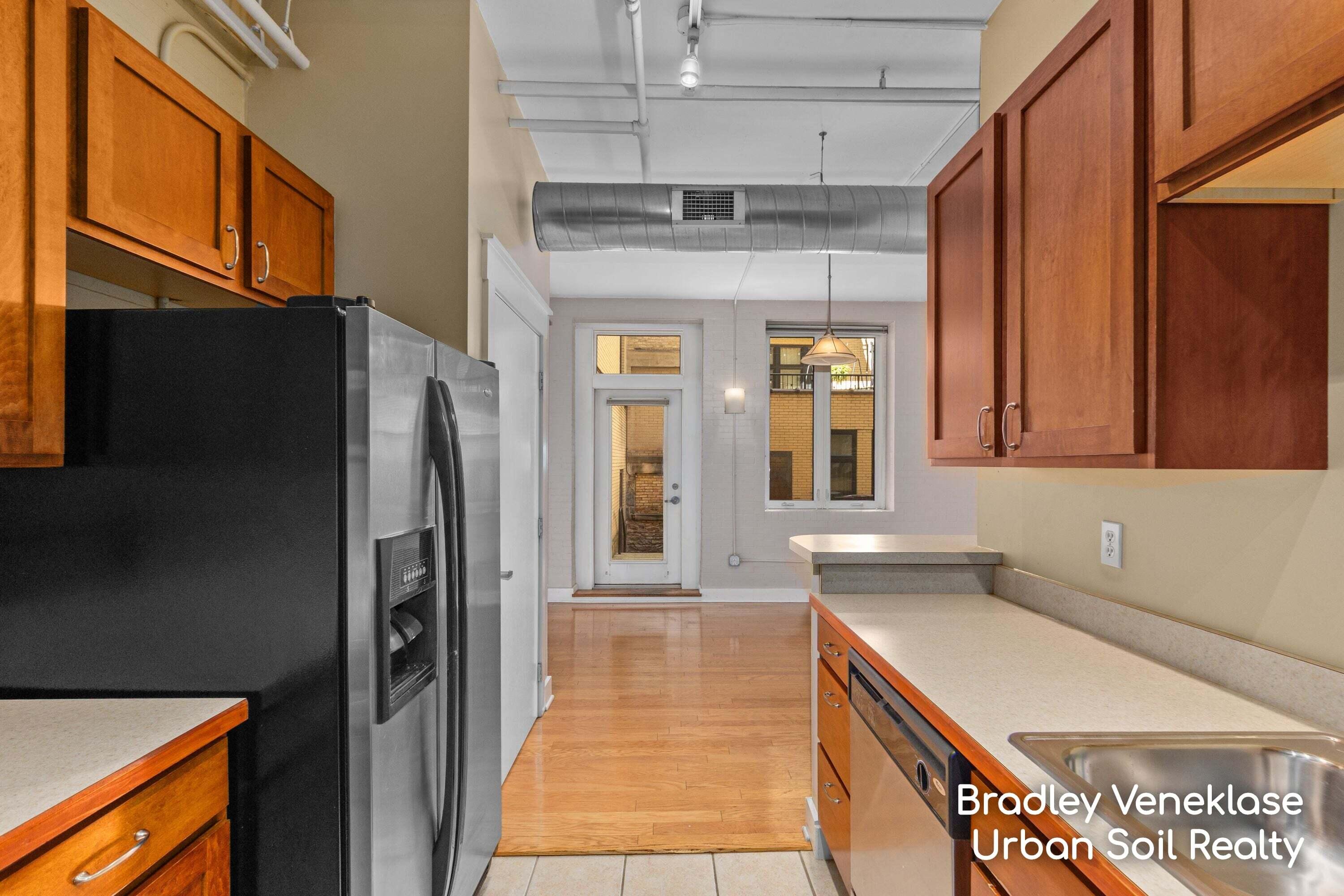600 Broadway Avenue NW Grand Rapids MI 49504