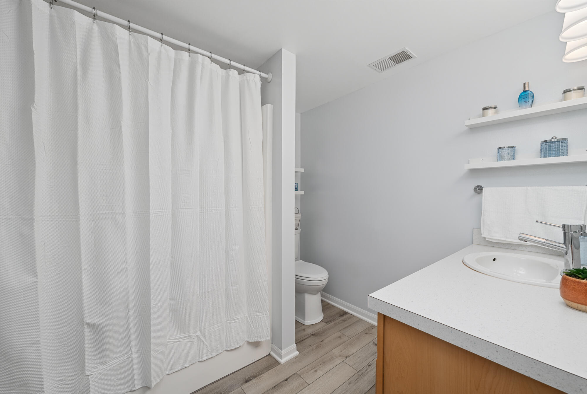 652 Wilshire Court Holland MI 49423