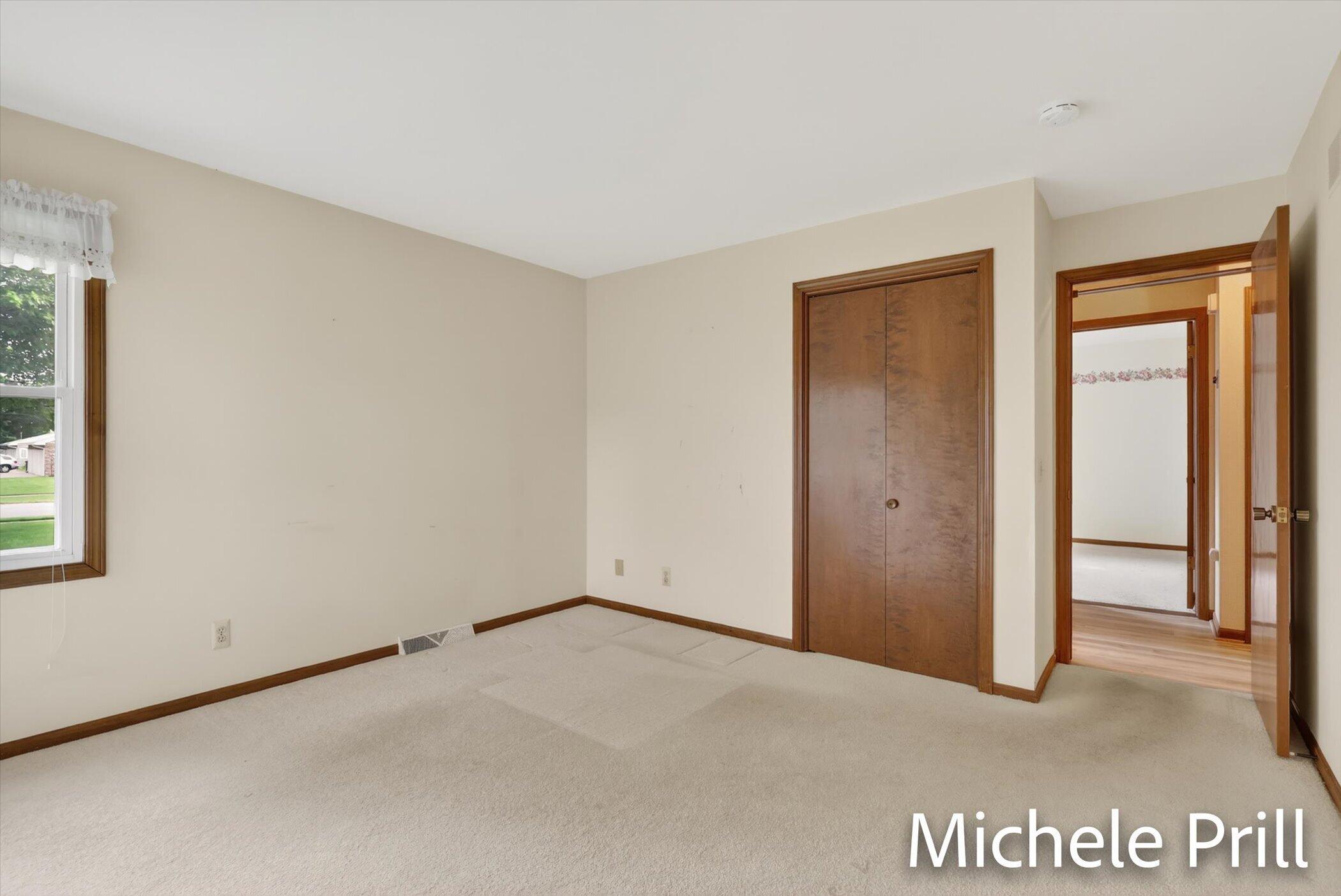 5160 Southglow Court SE Grand Rapids MI 49508