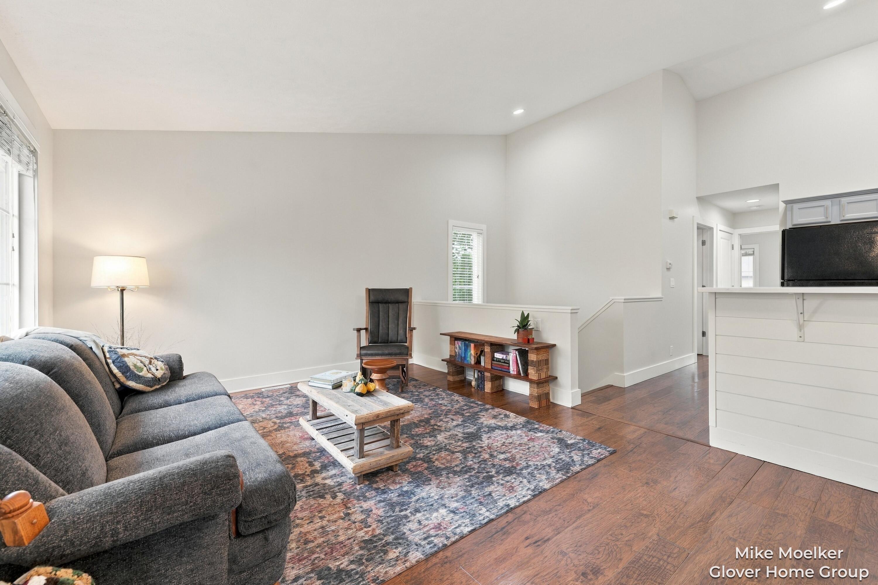 315 NW Crossing Holland MI 49423
