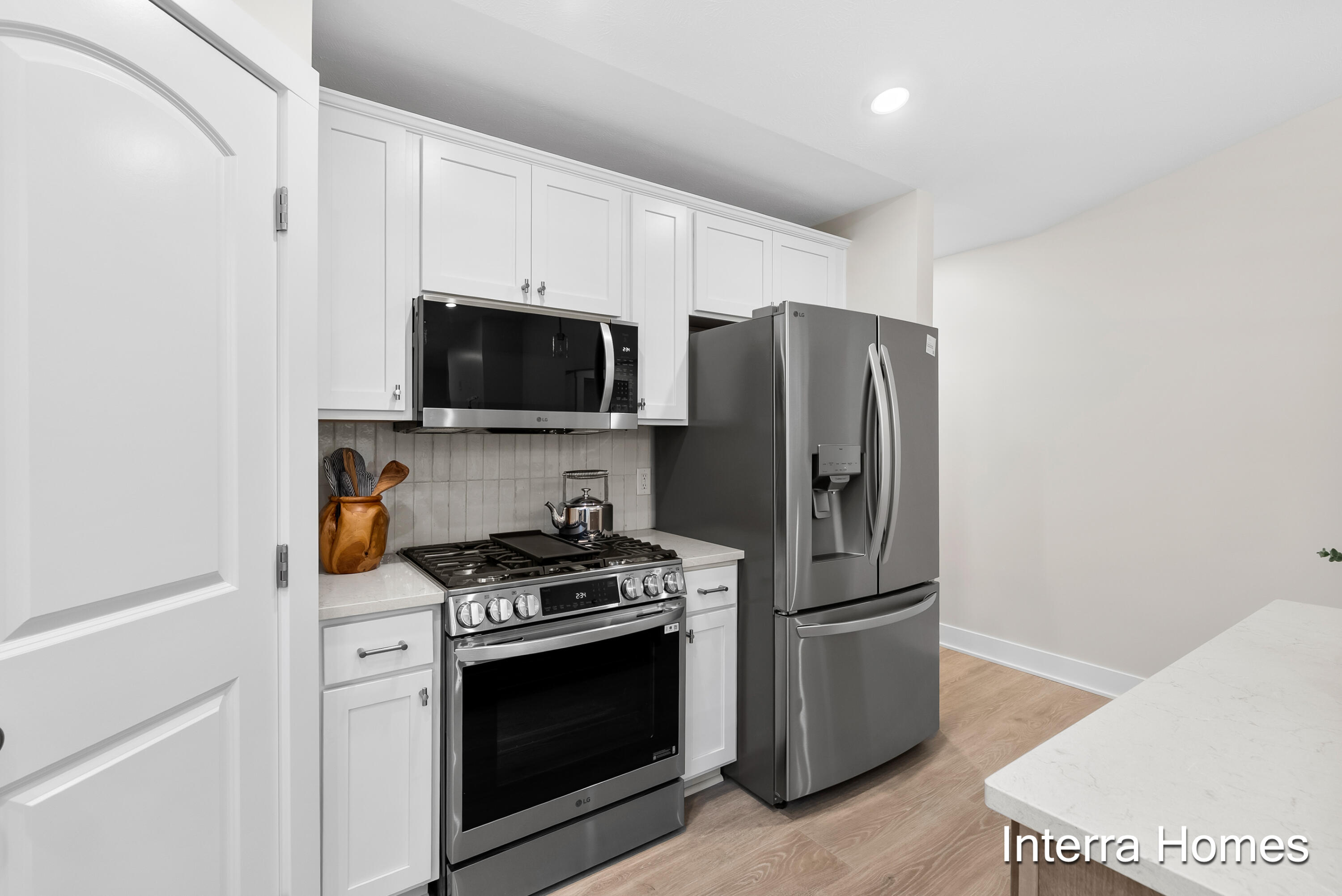 1577 N Village Circle Kalamazoo MI 49009