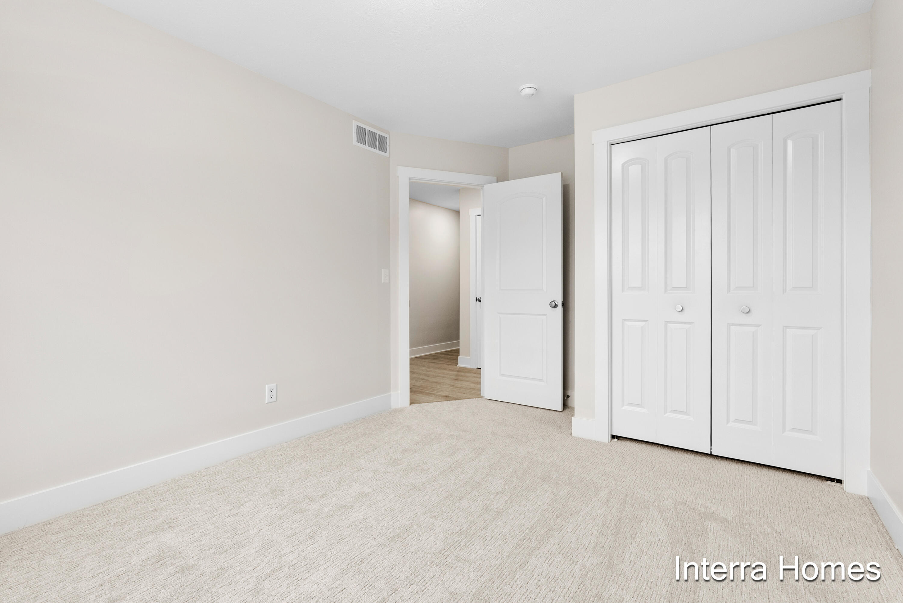 1577 N Village Circle Kalamazoo MI 49009