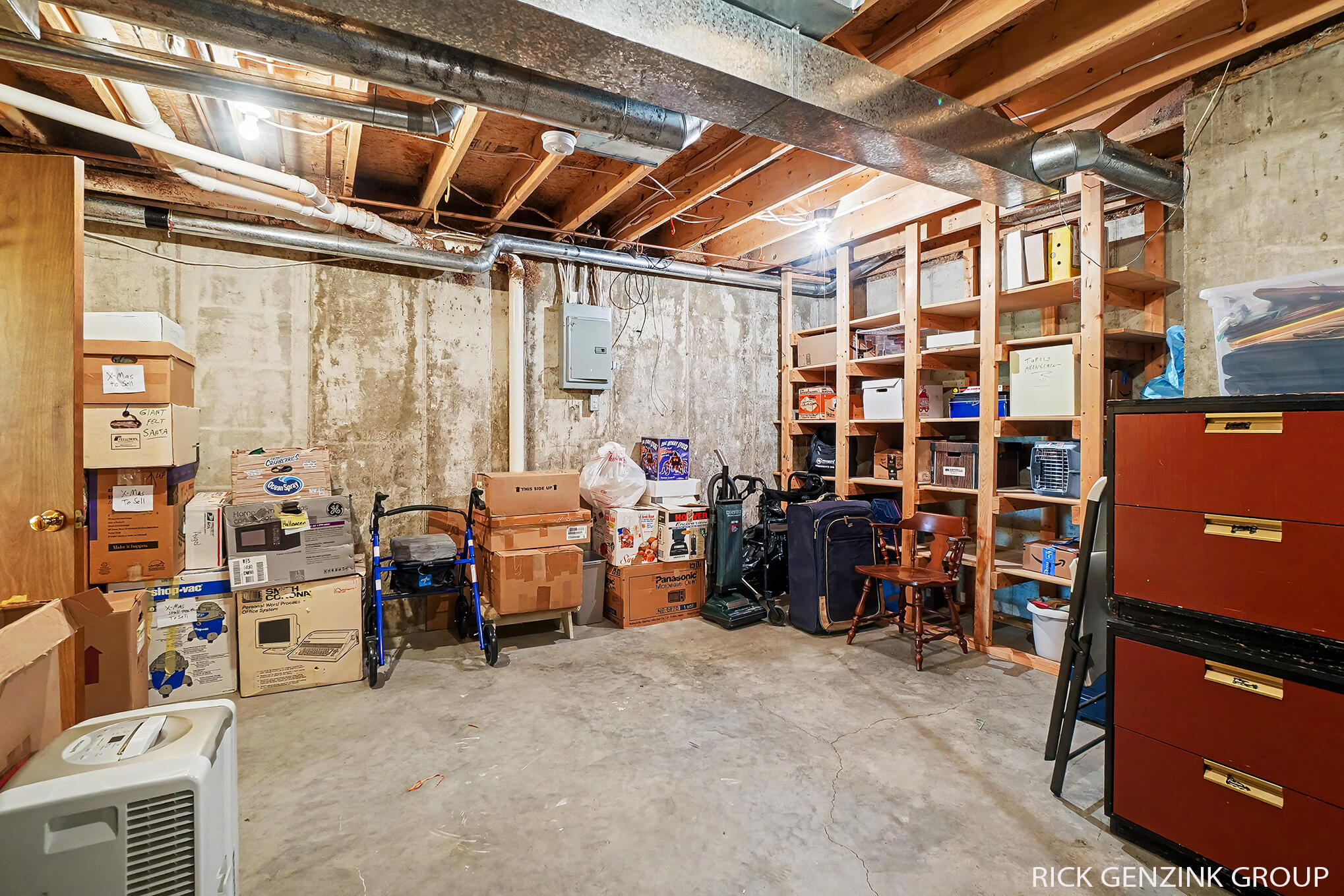 1793 Lakeview Drive Zeeland MI 49464