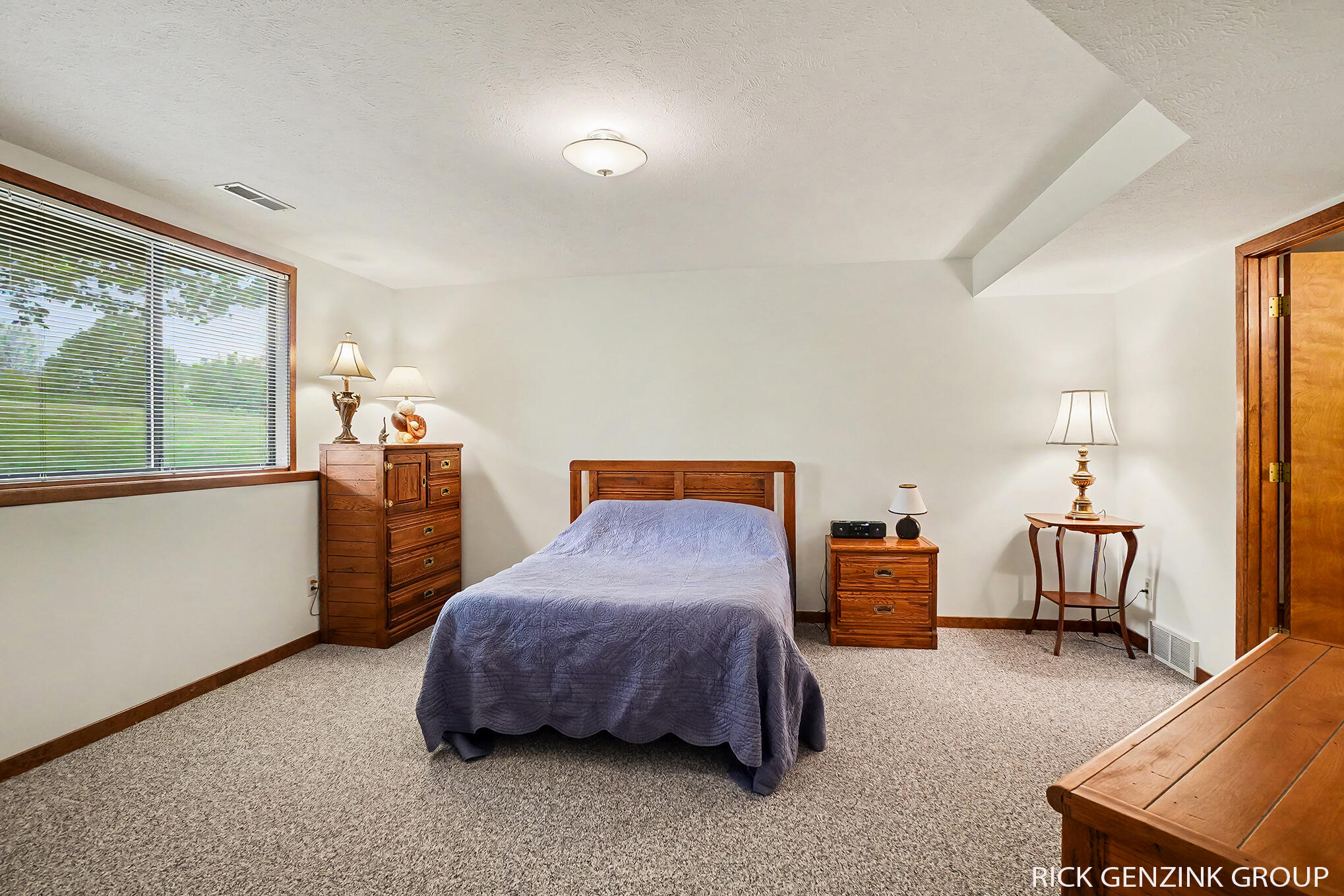 1793 Lakeview Drive Zeeland MI 49464